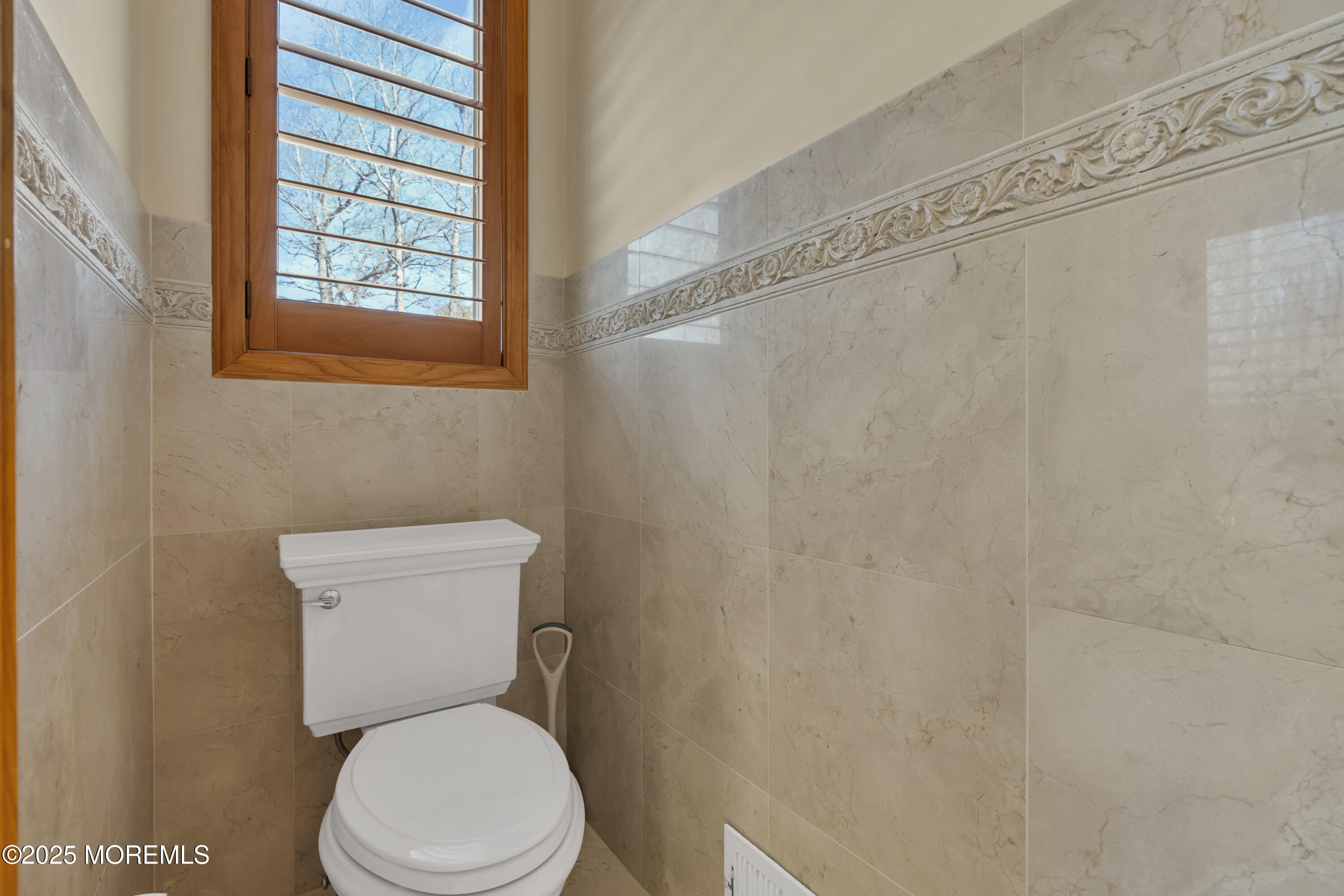 6 Canterbury Court, Jackson, NJ, 08527 image 48