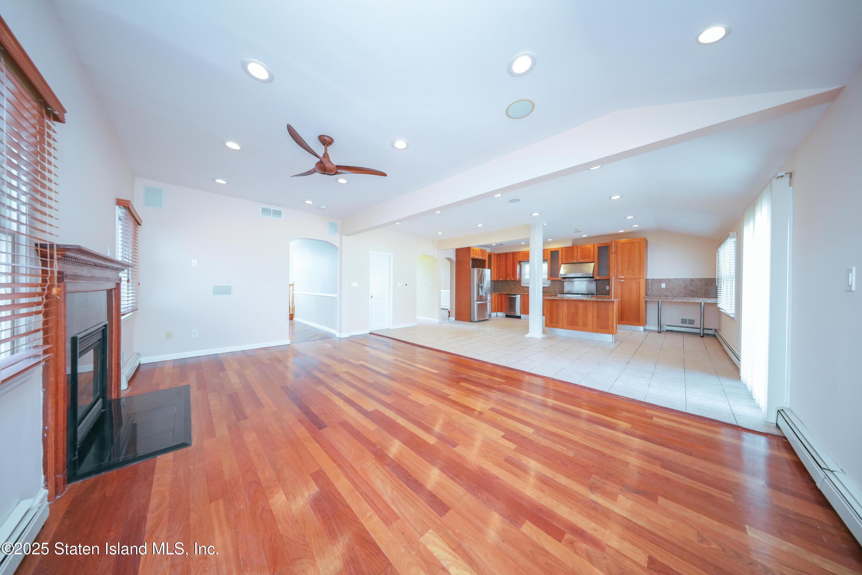 5775 Hylan Boulevard, Staten Island, NY, 10309 image 27