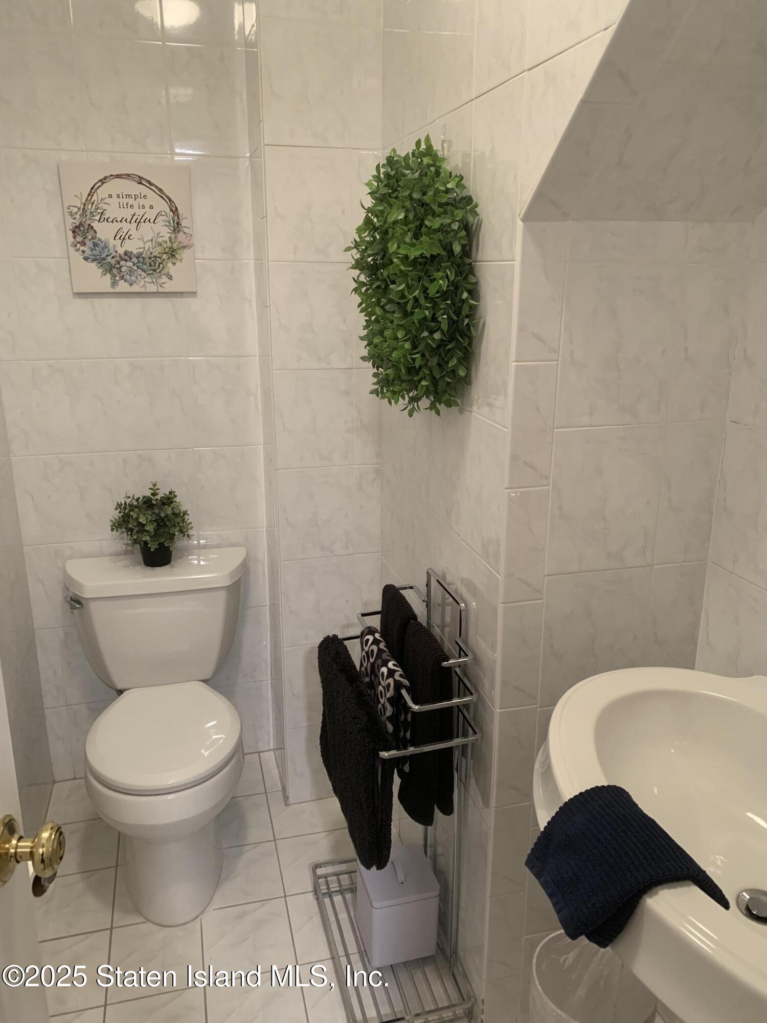 115 Mimosa Lane, Staten Island, NY, 10312 image 11
