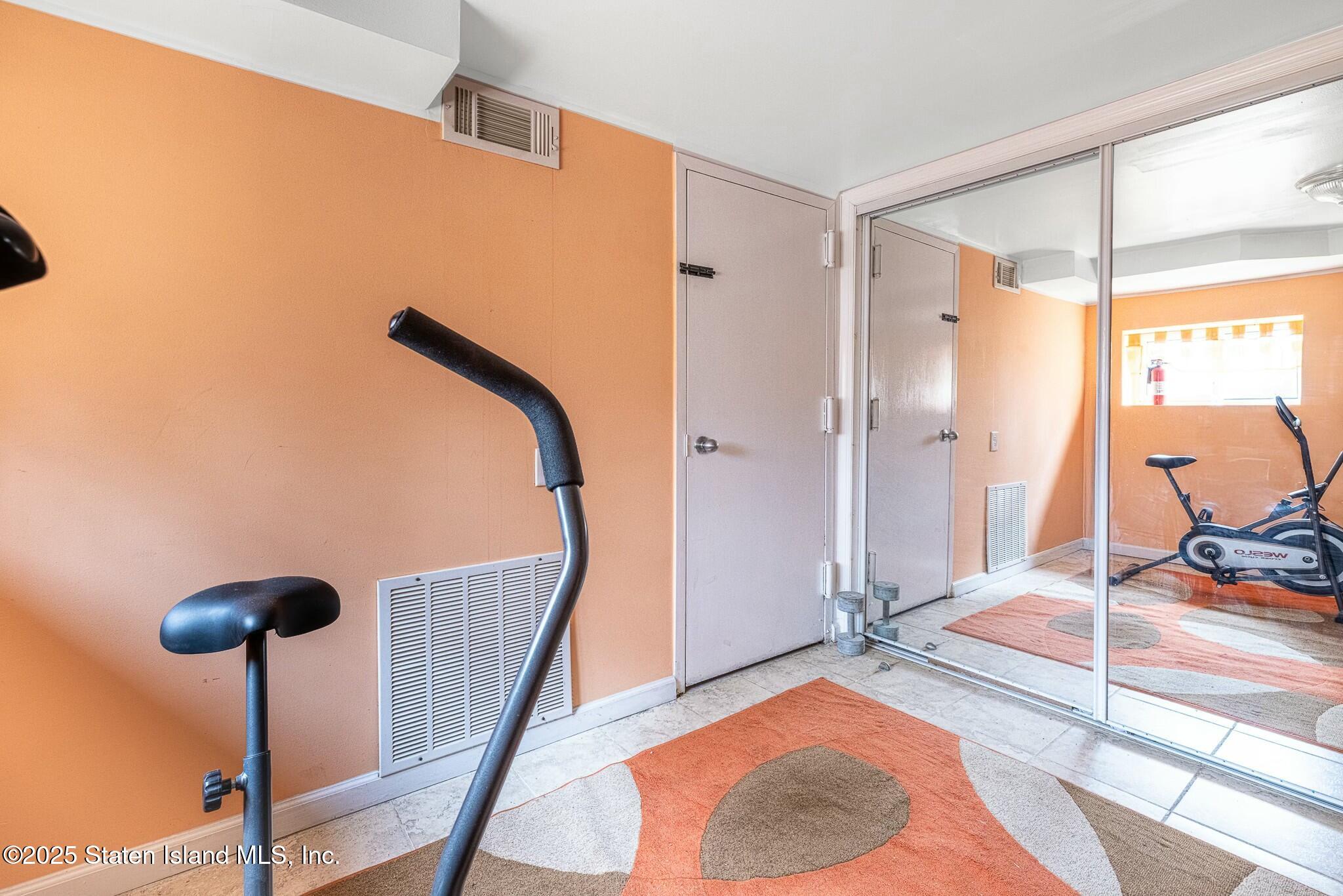 329 Olympia Boulevard B, Staten Island, NY, 10304 image 21
