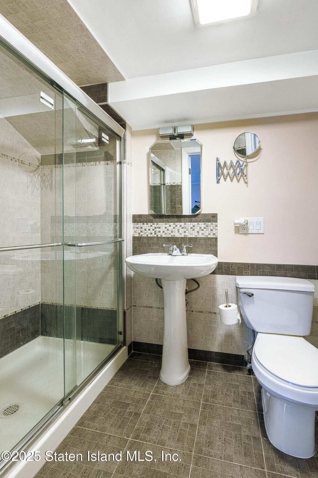 329 Olympia Boulevard B, Staten Island, NY, 10304 image 23