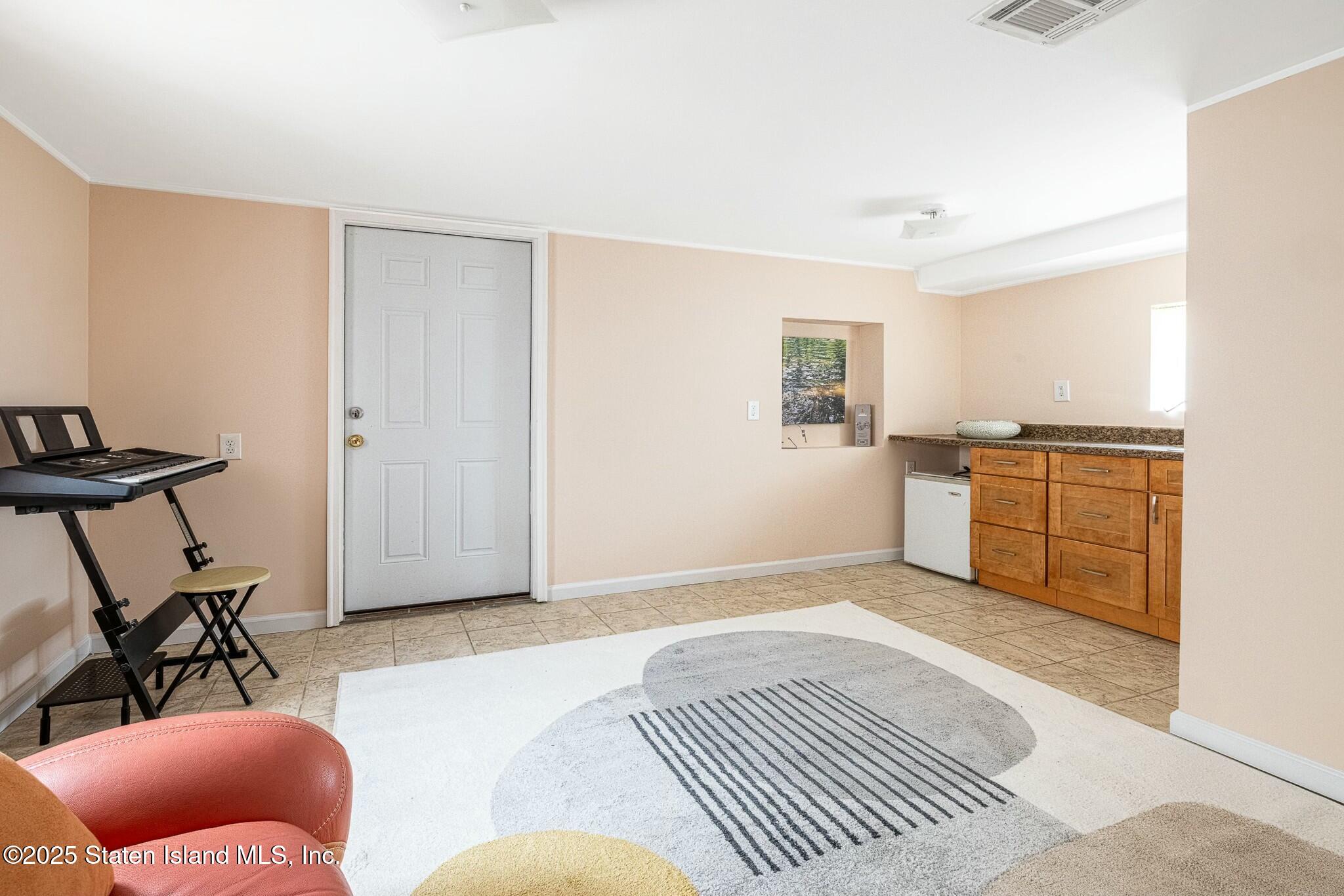 329 Olympia Boulevard B, Staten Island, NY, 10304 image 24