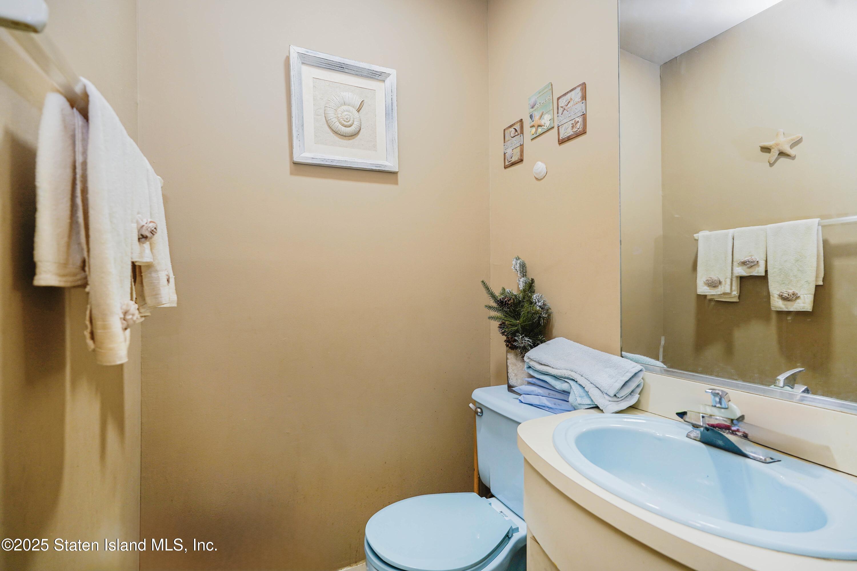 23 Daffodil Lane A, Staten Island, NY, 10314 image 17