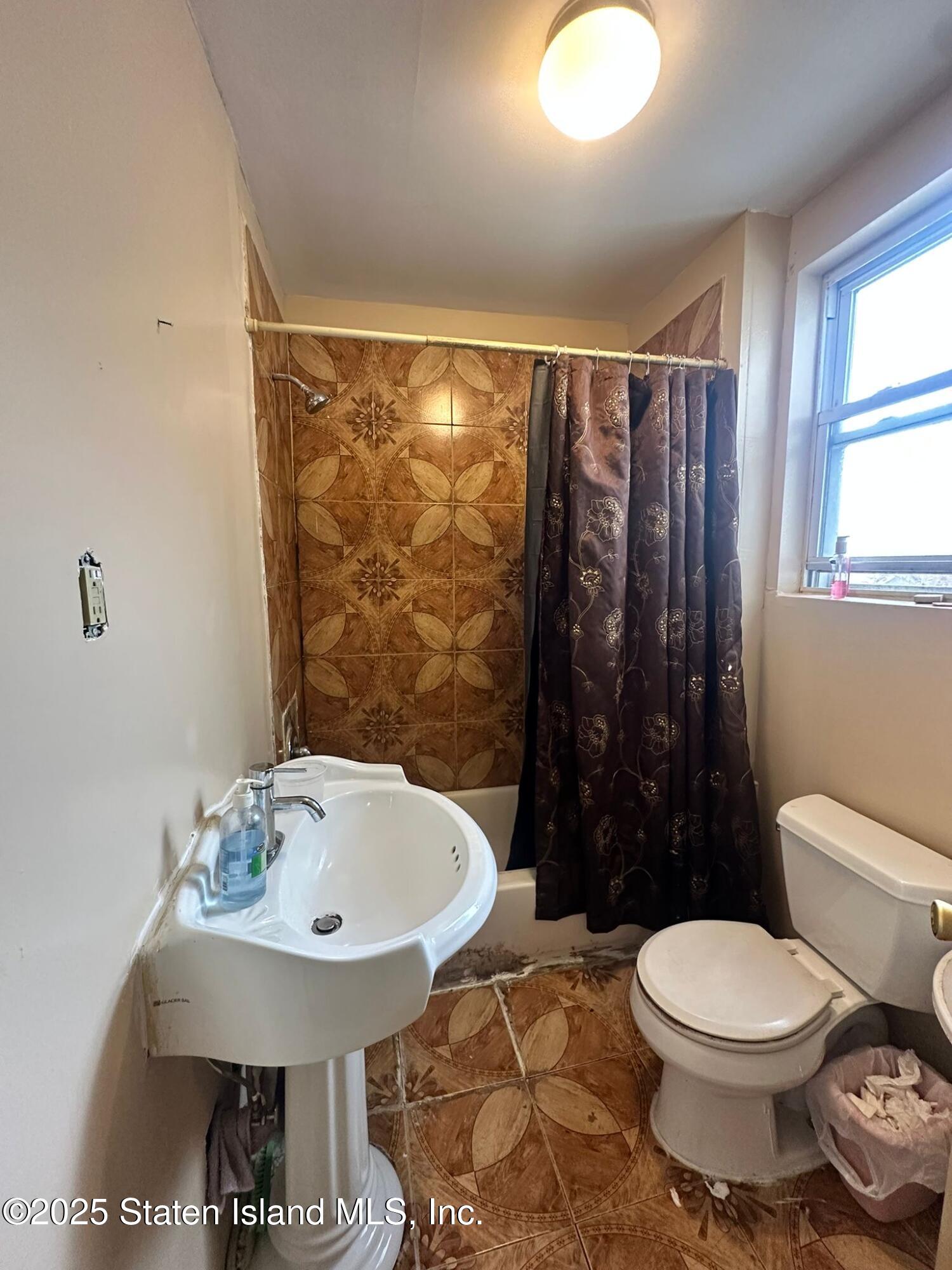 179 Benziger Avenue, Staten Island, NY, 10301 image 12