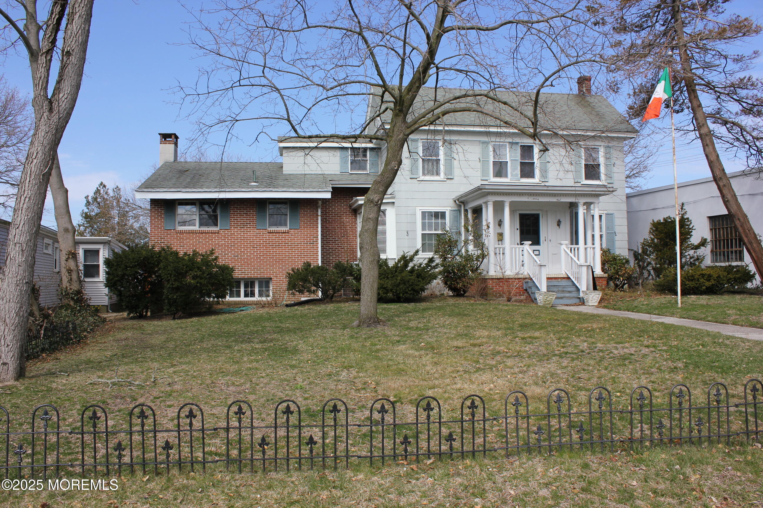 319 Main Street Image 1