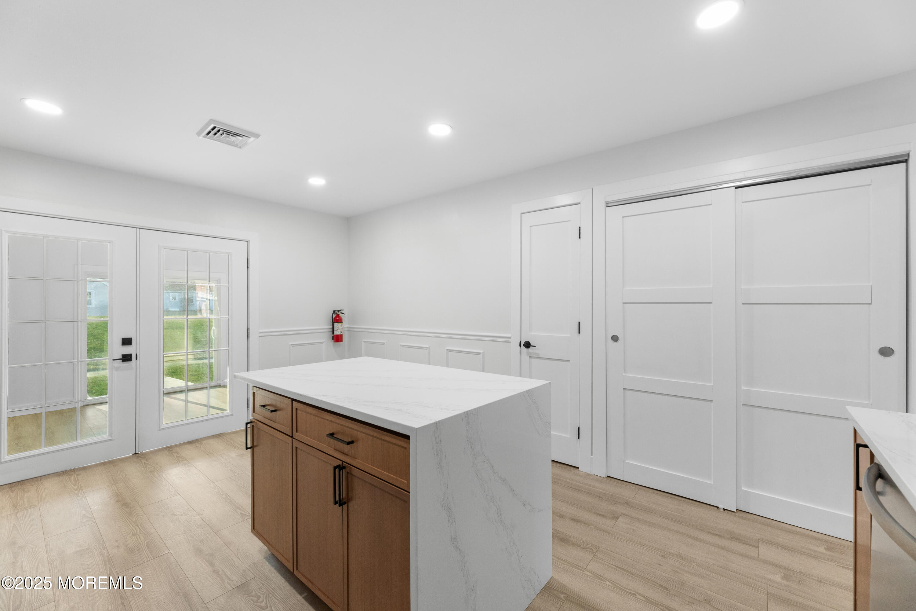 164 Cours De Clemenceau E, Freehold, NJ, 07728 image 11