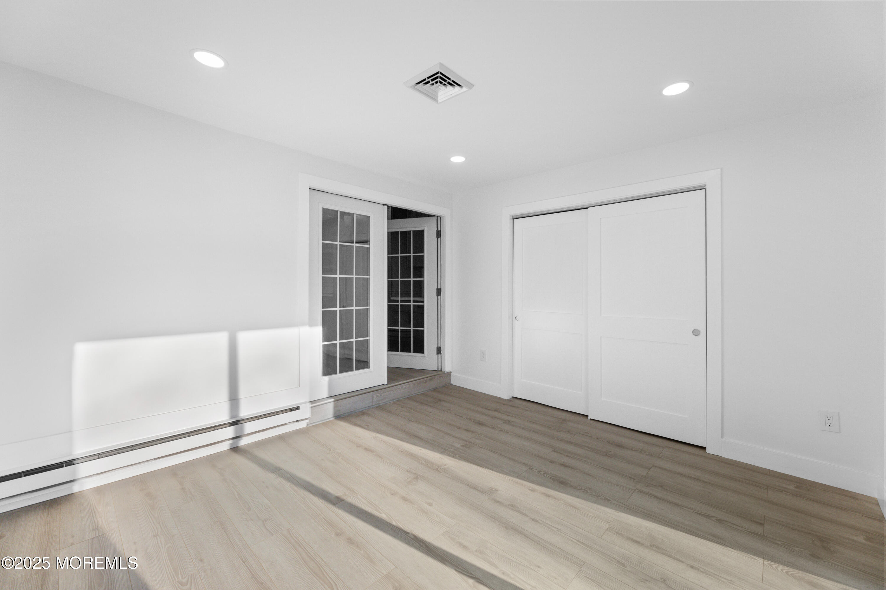 164 Cours De Clemenceau E, Freehold, NJ, 07728 image 15