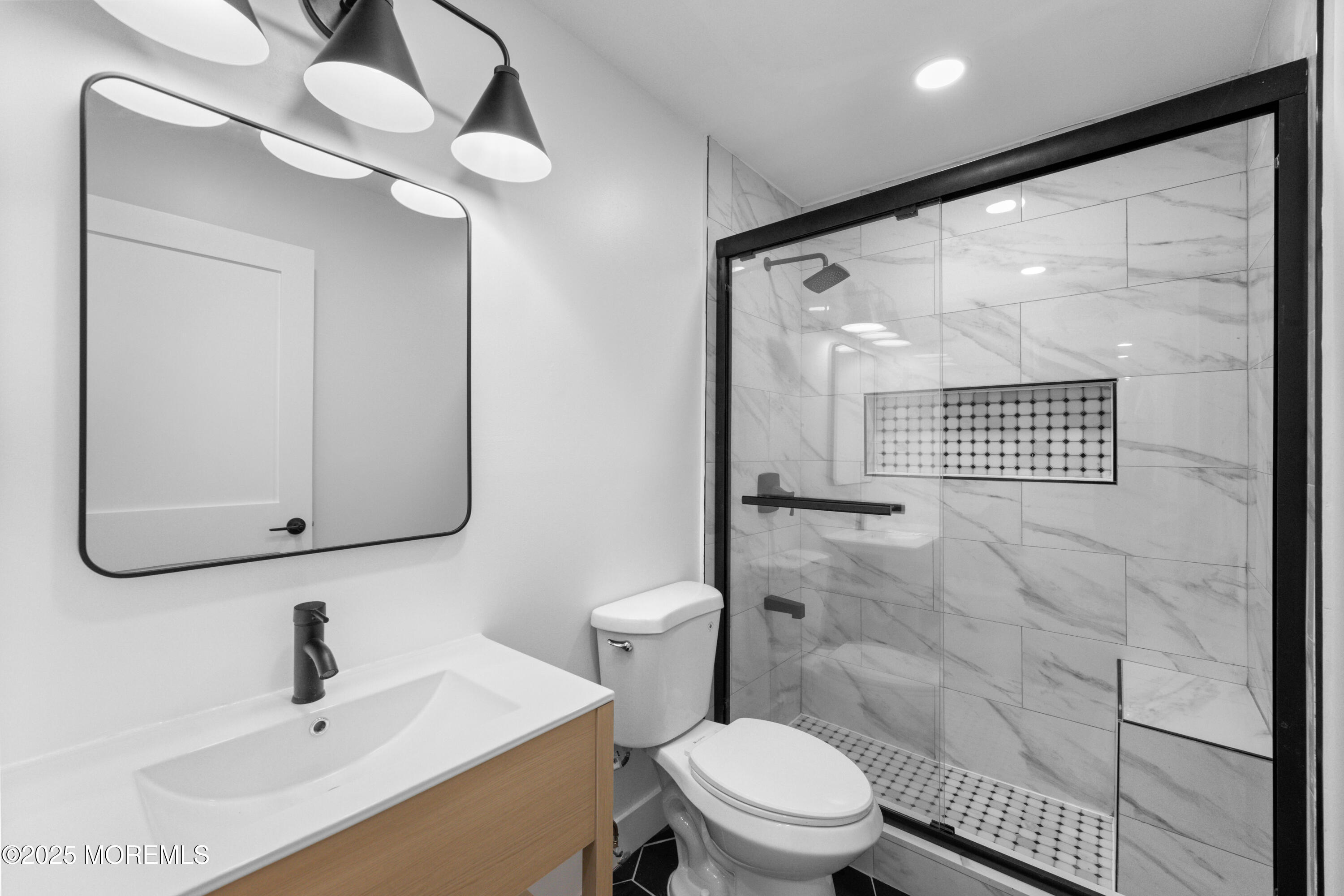 164 Cours De Clemenceau E, Freehold, NJ, 07728 image 18