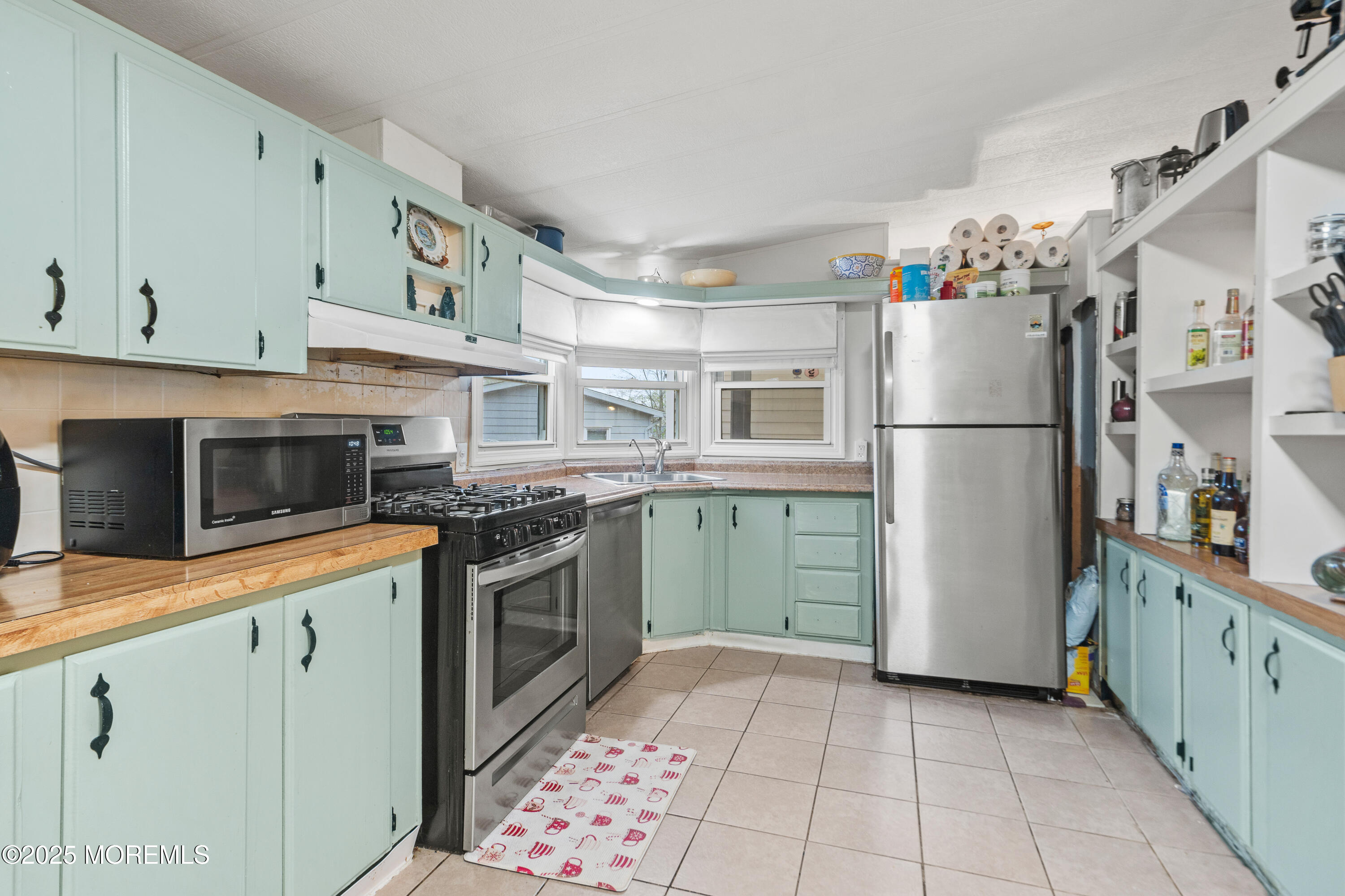 75 Deer Way, Manalapan, NJ, 07726 image 10