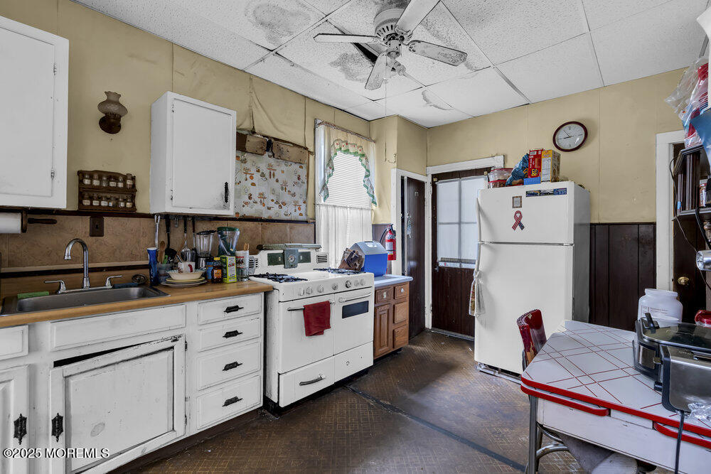 621 Sewall Avenue, Asbury Park, NJ, 07712 image 14