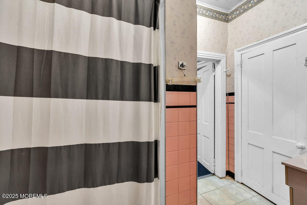 621 Sewall Avenue, Asbury Park, NJ, 07712 image 18