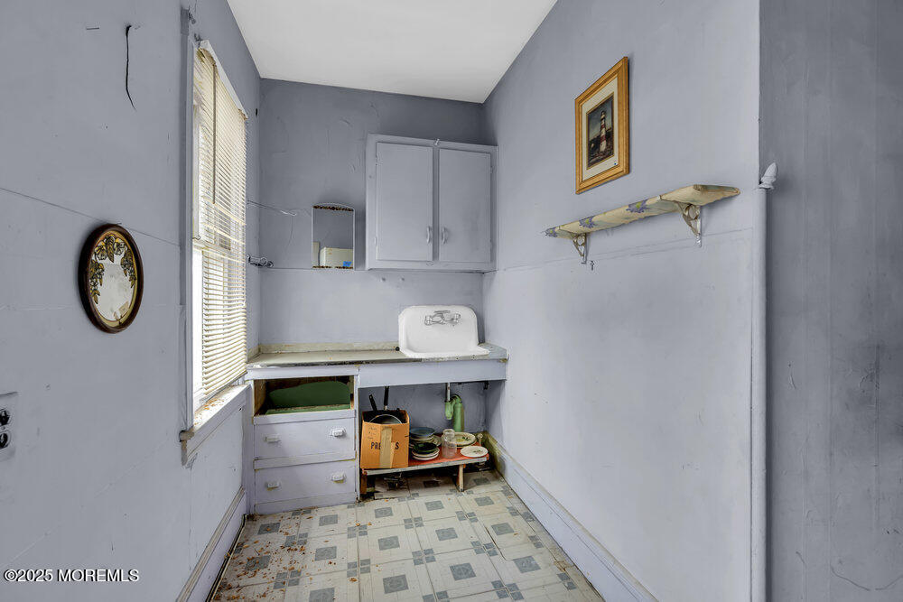 621 Sewall Avenue, Asbury Park, NJ, 07712 image 24