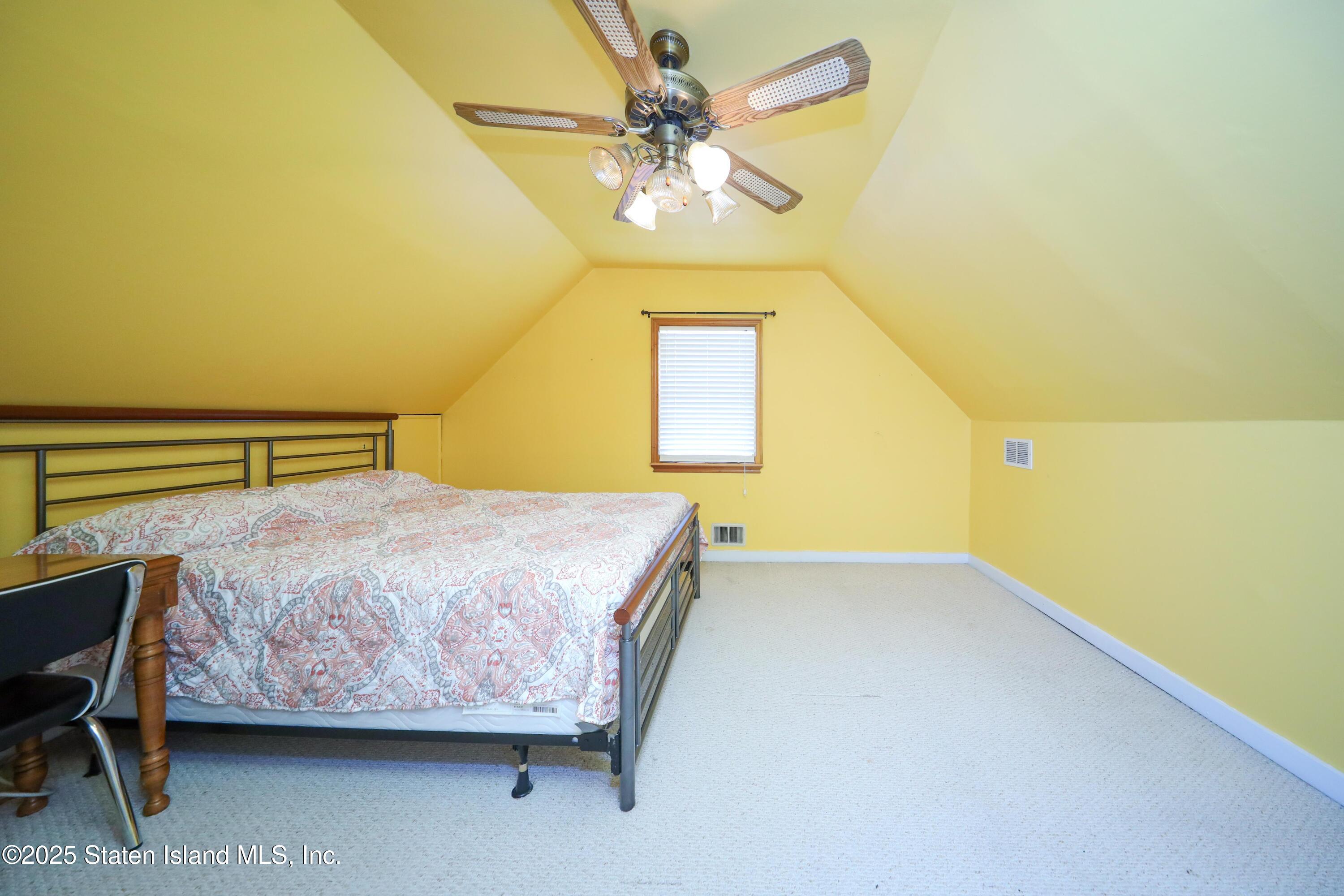 192 Gansevoort Boulevard, Staten Island, NY, 10314 image 18