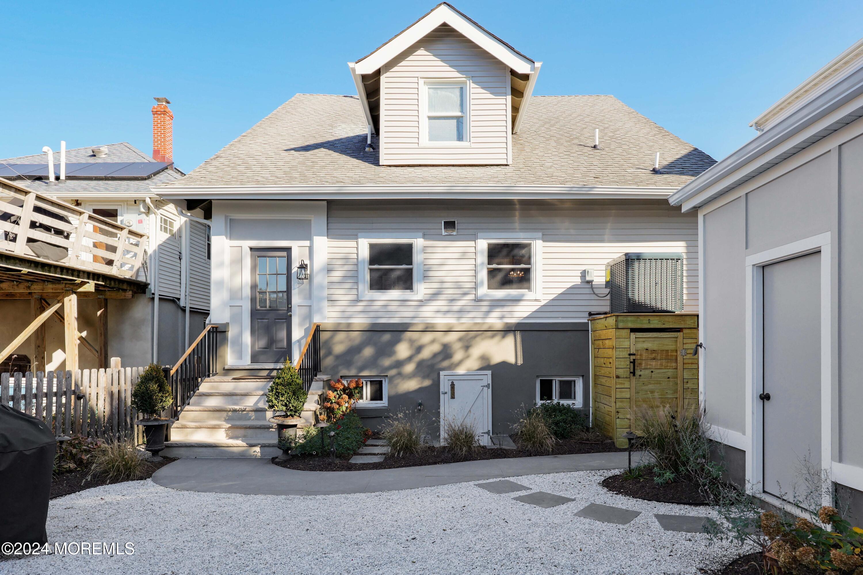 25 Shrewsbury Avenue, Highlands, NJ, 07732 image 32