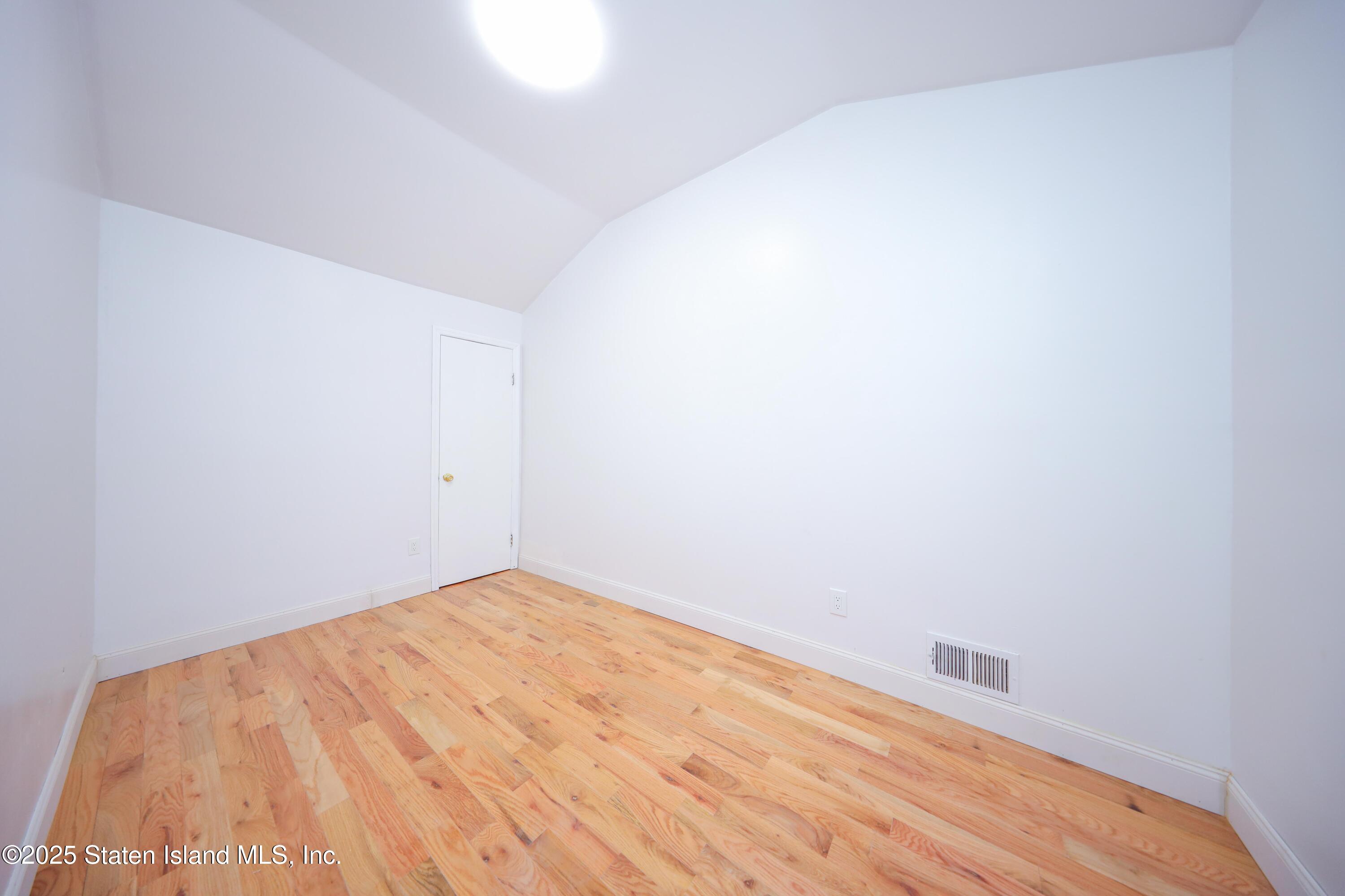41 Chester Place, Staten Island, NY, 10304 image 18