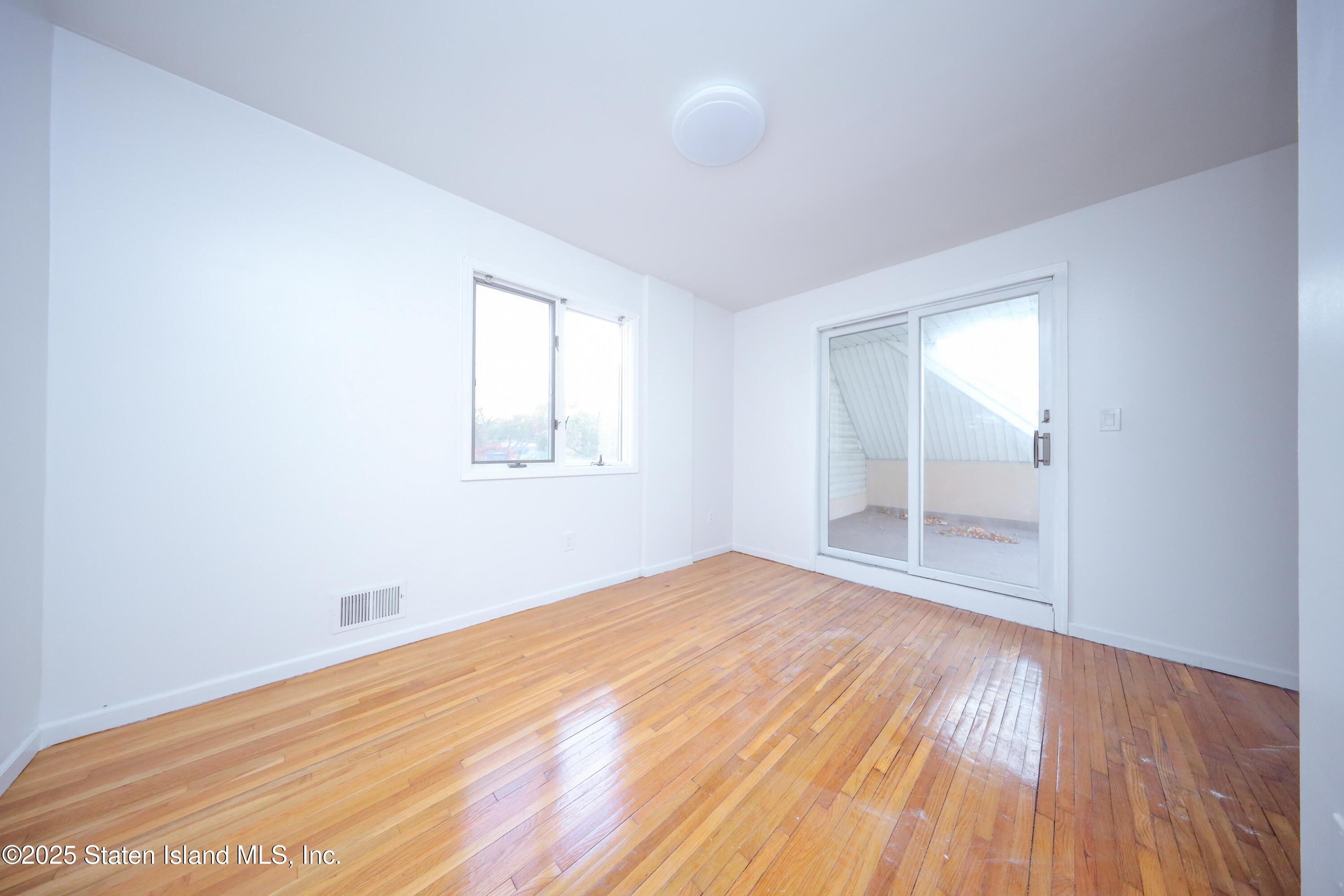 41 Chester Place, Staten Island, NY, 10304 image 16