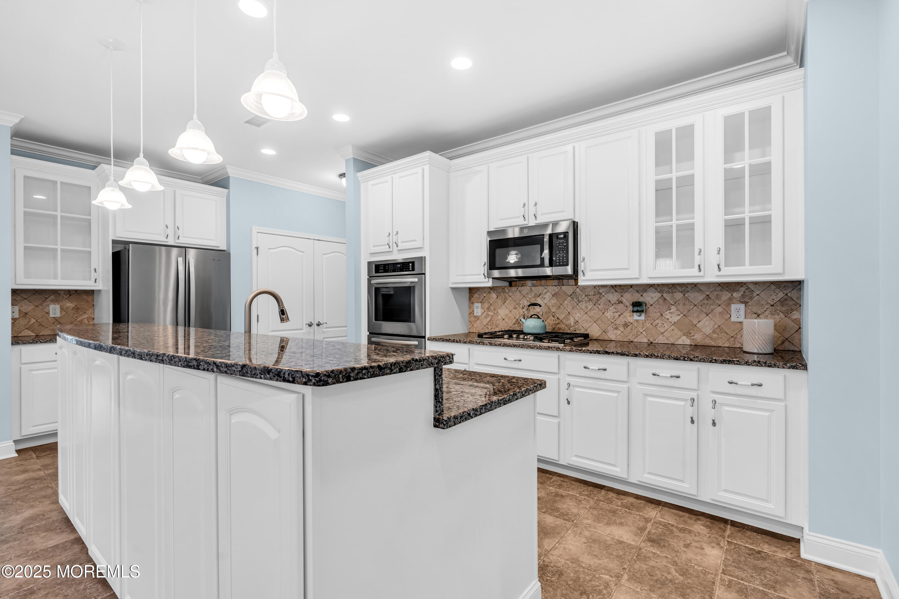 10 E Black Heath Court, Farmingdale, NJ, 07727 image 16
