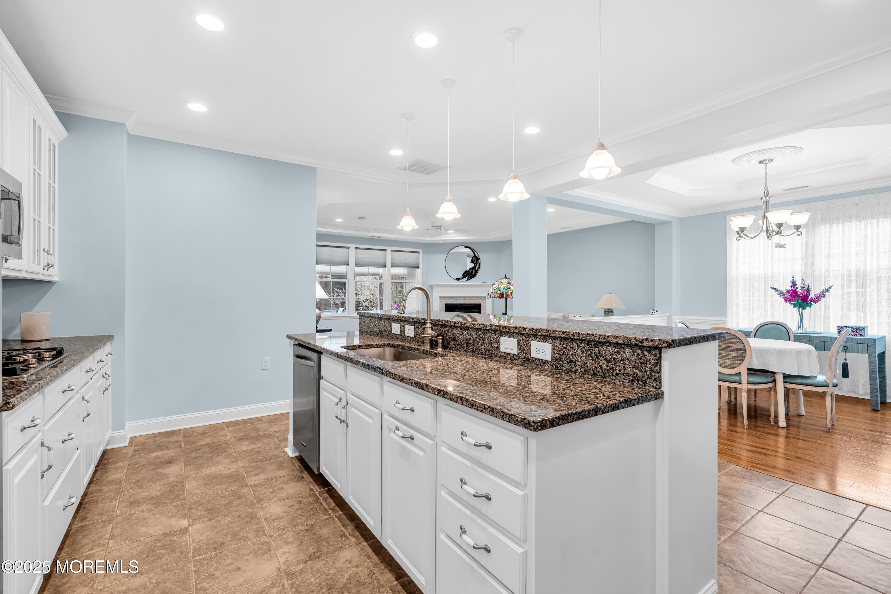 10 E Black Heath Court, Farmingdale, NJ, 07727 image 18