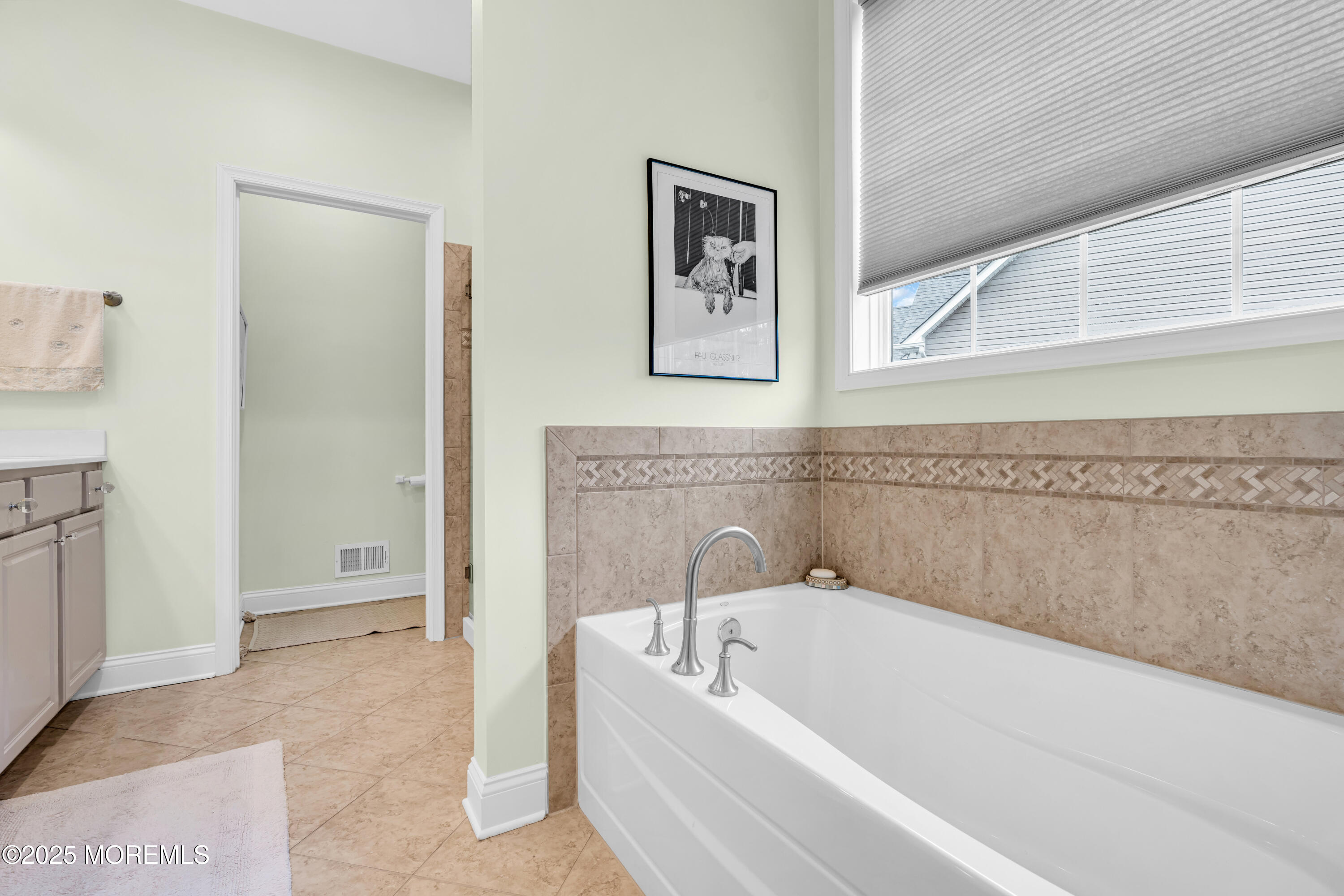 10 E Black Heath Court, Farmingdale, NJ, 07727 image 28