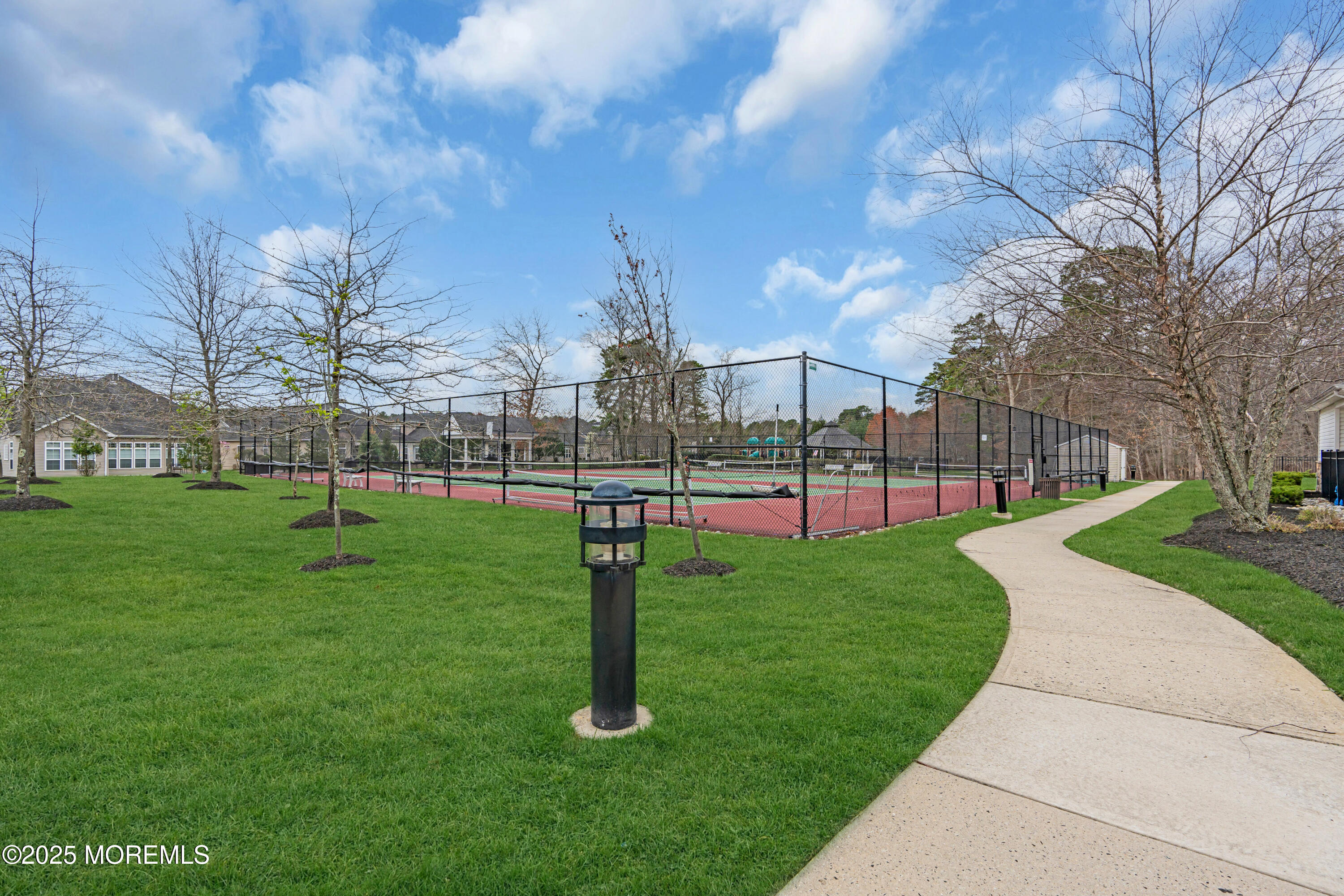 10 E Black Heath Court, Farmingdale, NJ, 07727 image 60
