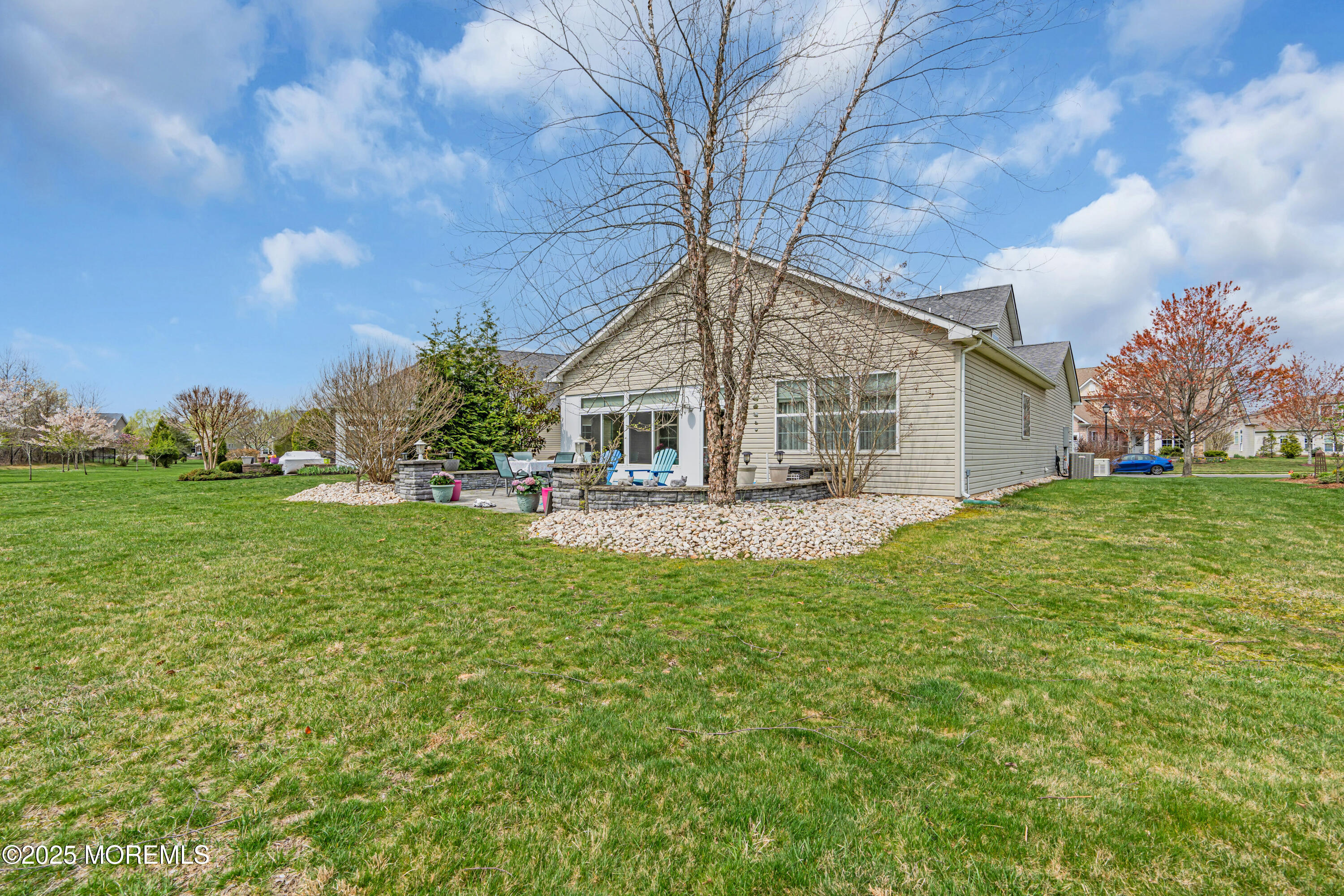 10 E Black Heath Court, Farmingdale, NJ, 07727 image 43
