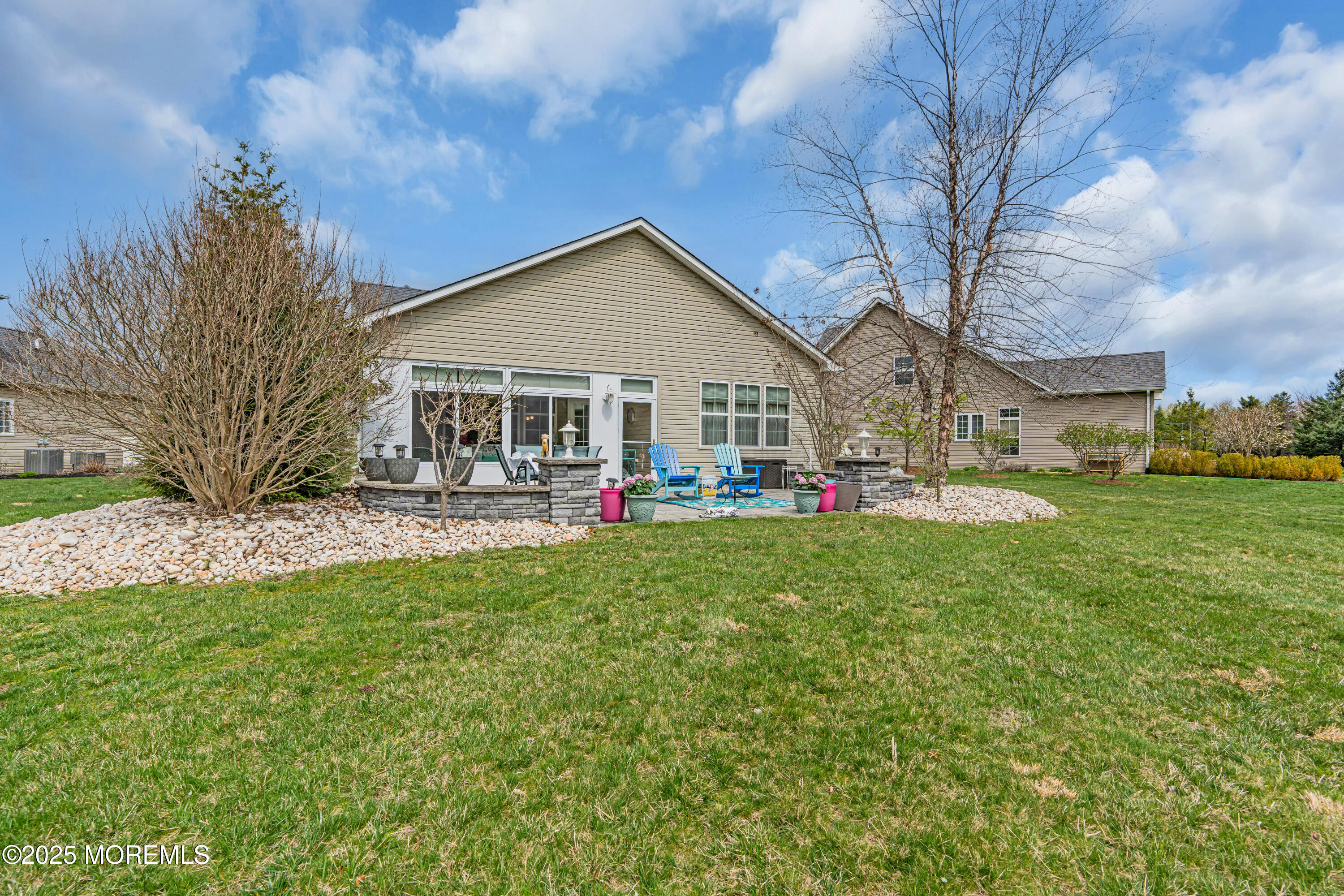 10 E Black Heath Court, Farmingdale, NJ, 07727 image 46
