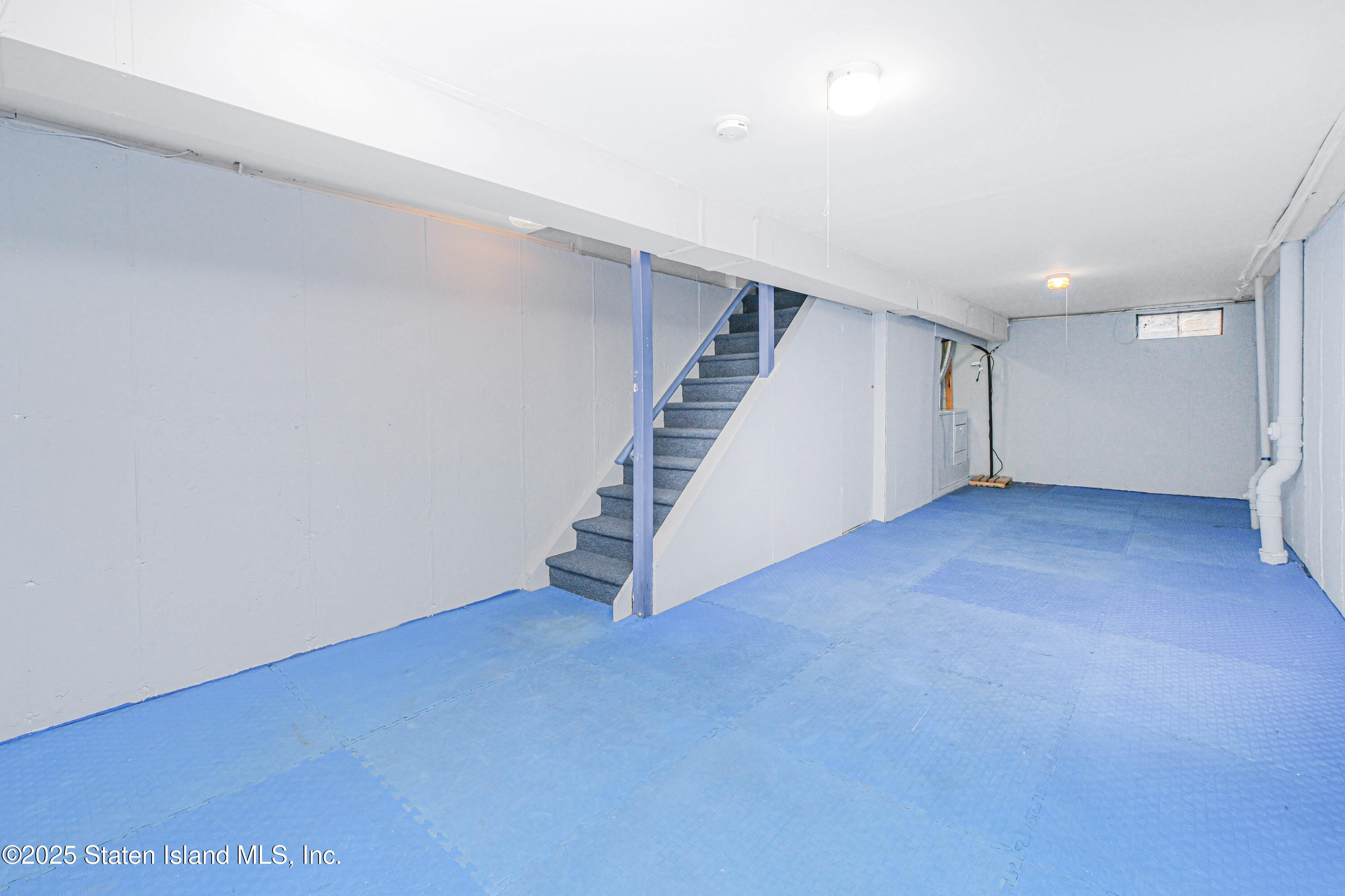 330 Skyline Drive H, Staten Island, NY, 10304 image 33