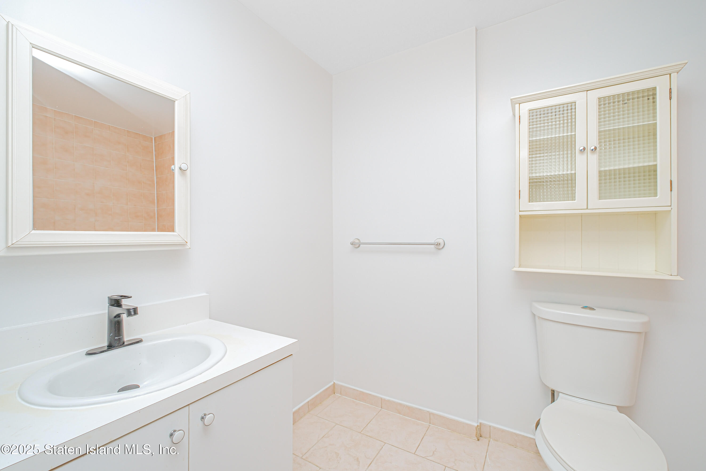 330 Skyline Drive H, Staten Island, NY, 10304 image 18