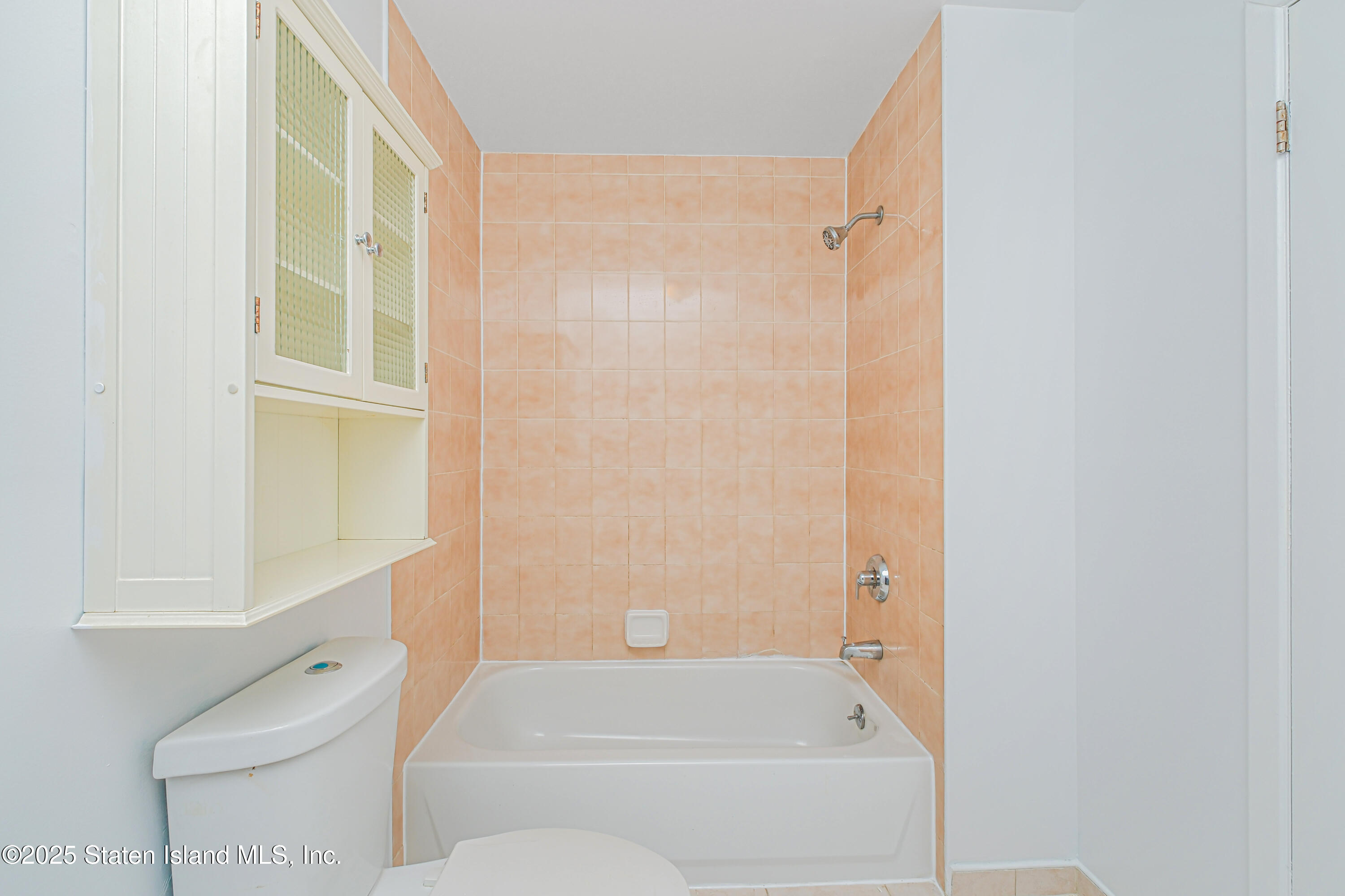 330 Skyline Drive H, Staten Island, NY, 10304 image 19