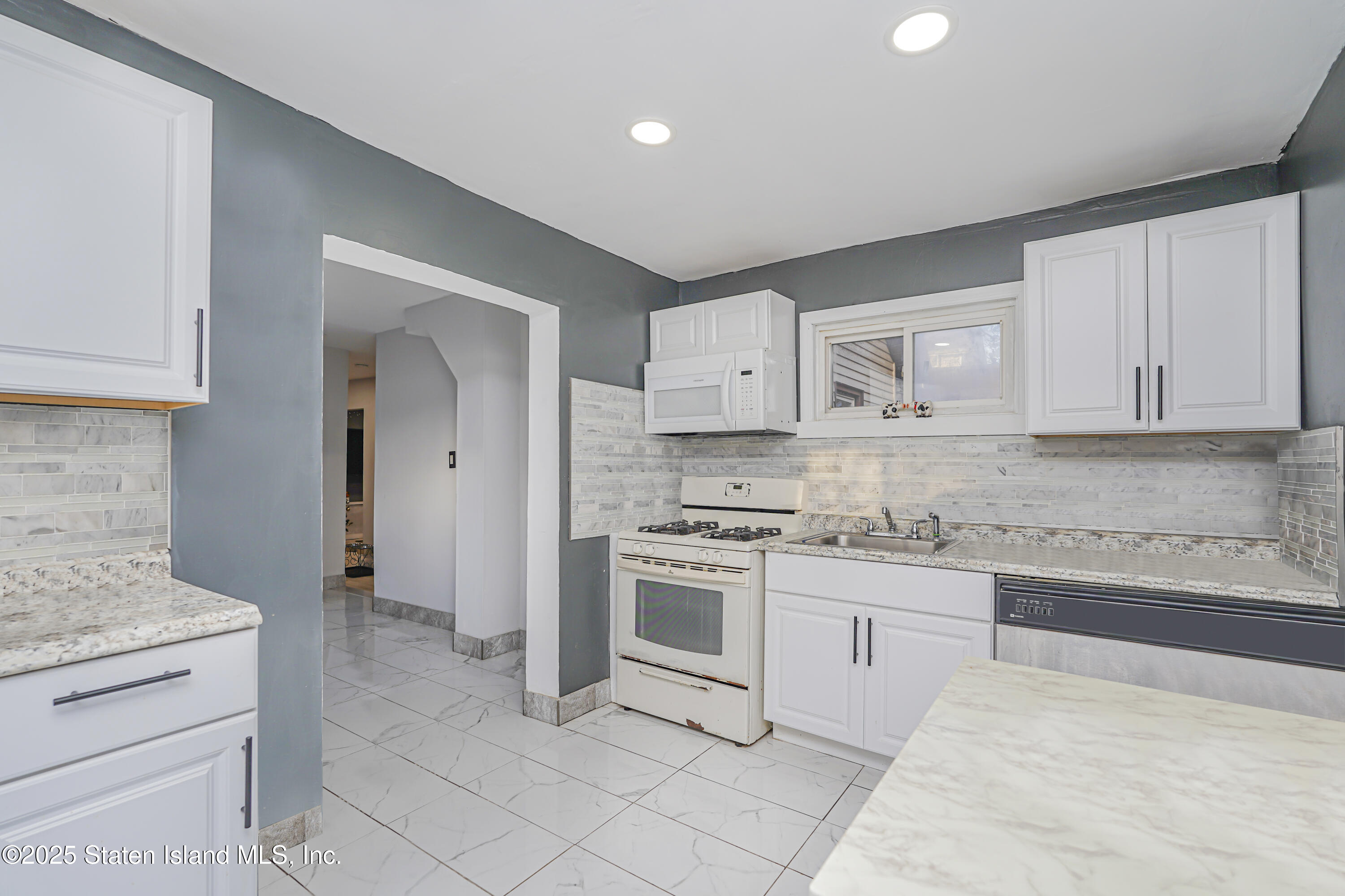 41 Center Place, Staten Island, NY, 10306 image 9