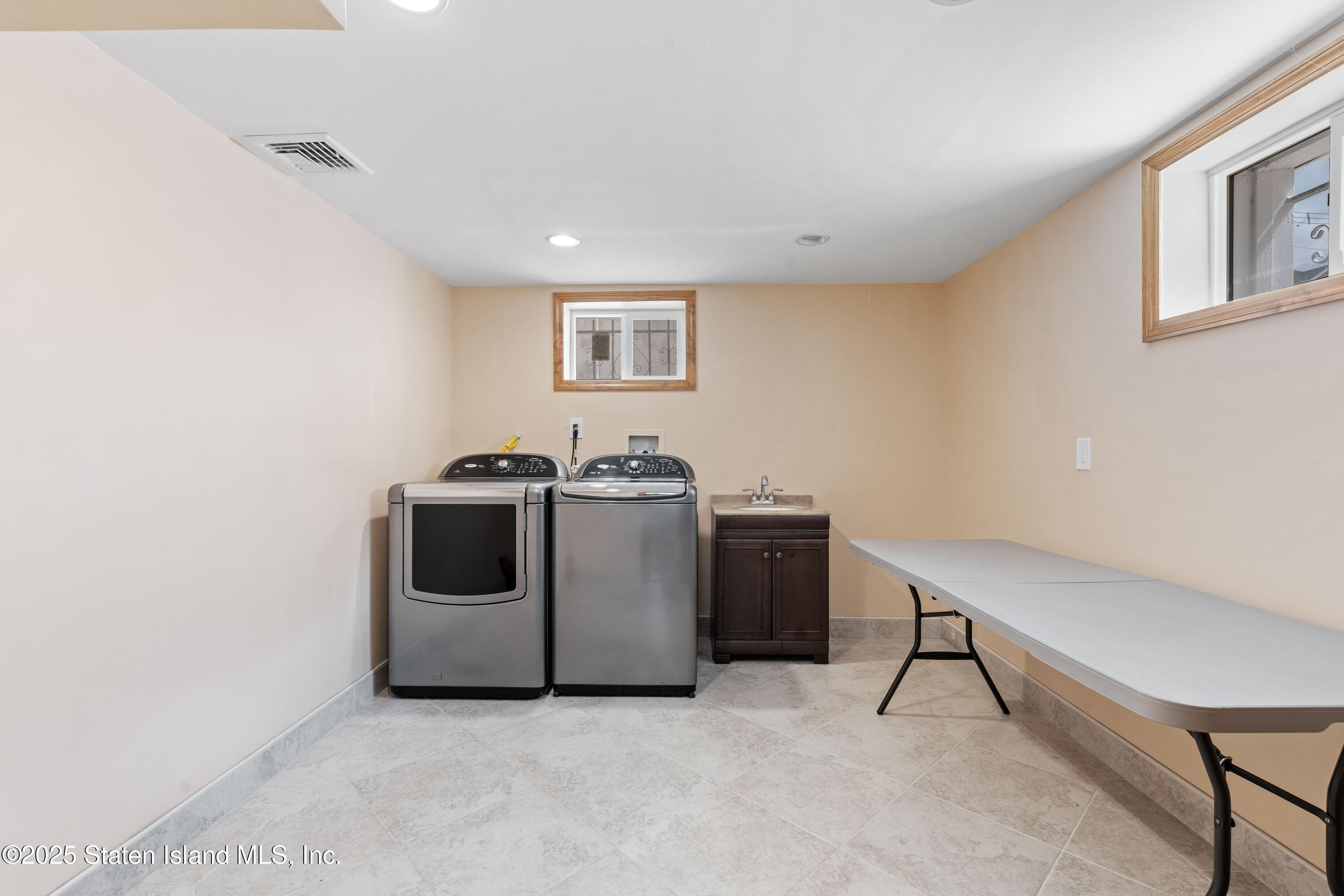310 Baden Place, Staten Island, NY, 10306 image 38