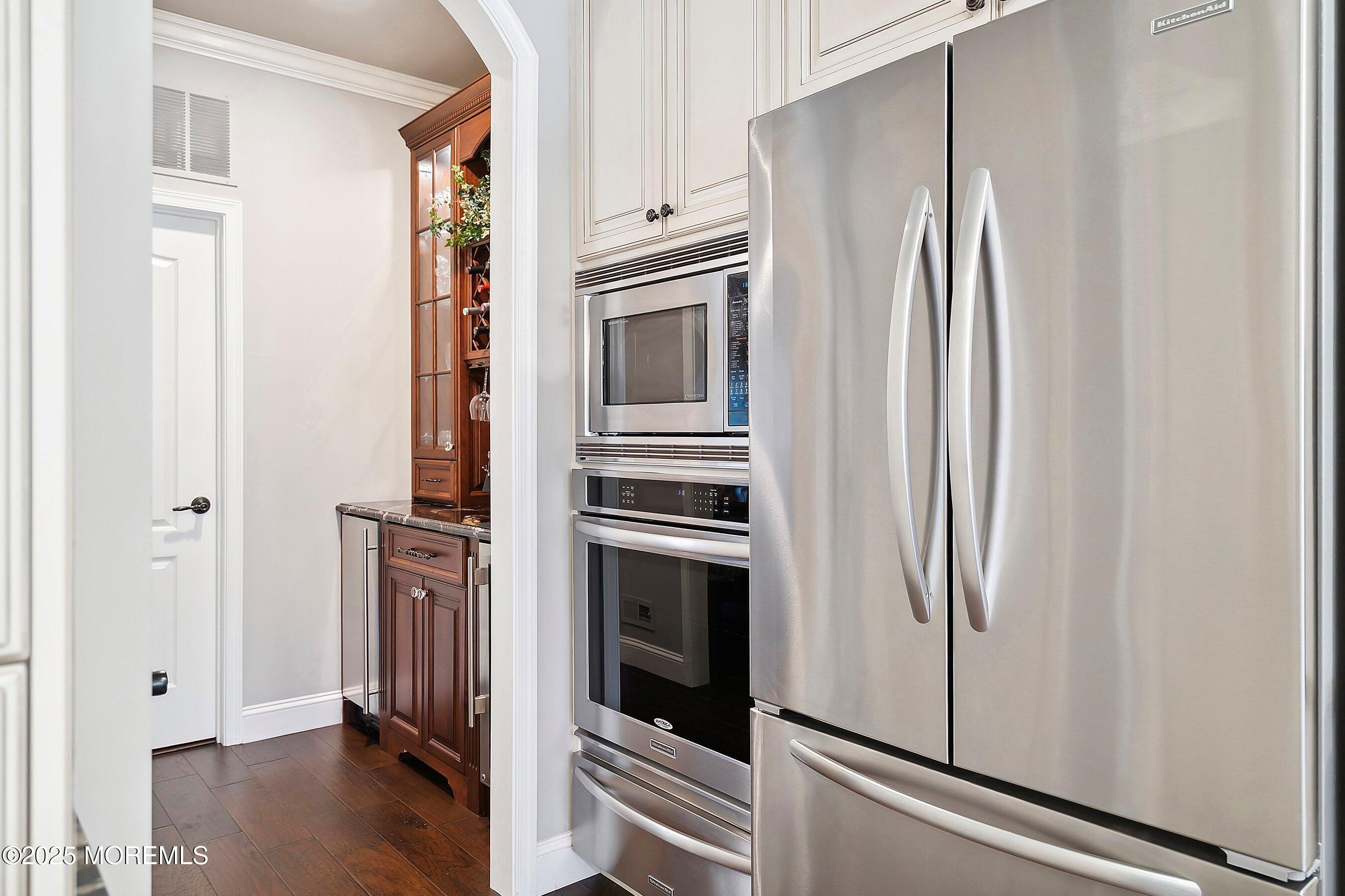 79 E Bosworth Boulevard, Farmingdale, NJ, 07727 image 11