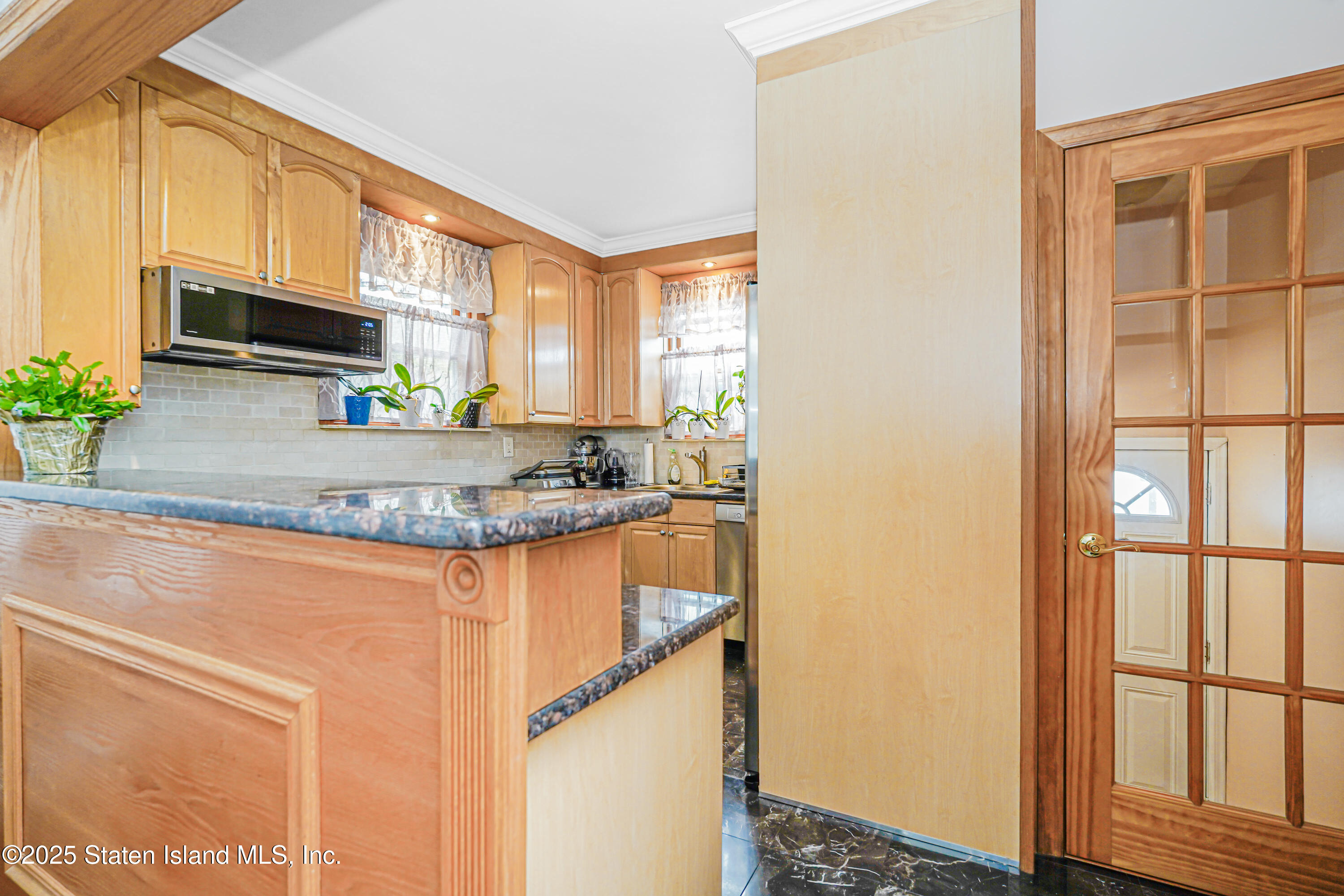 118 Van Cortlandt Avenue, Staten Island, NY, 10301 image 11