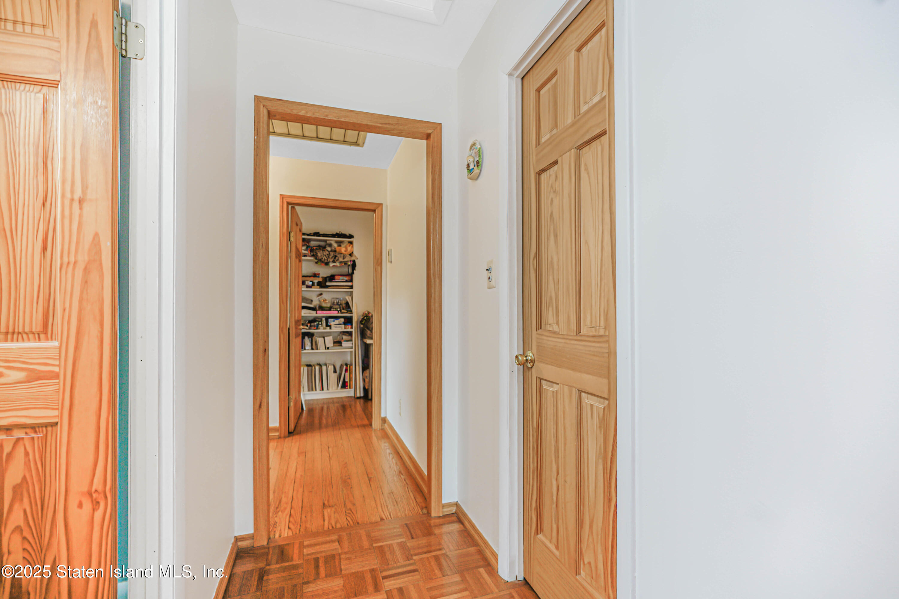 118 Van Cortlandt Avenue, Staten Island, NY, 10301 image 22