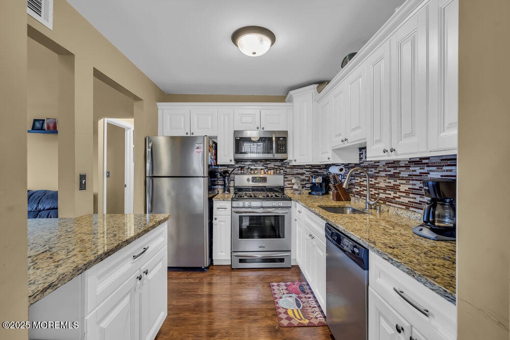 209 Begonia Court, Jackson, NJ, 08527 image 8