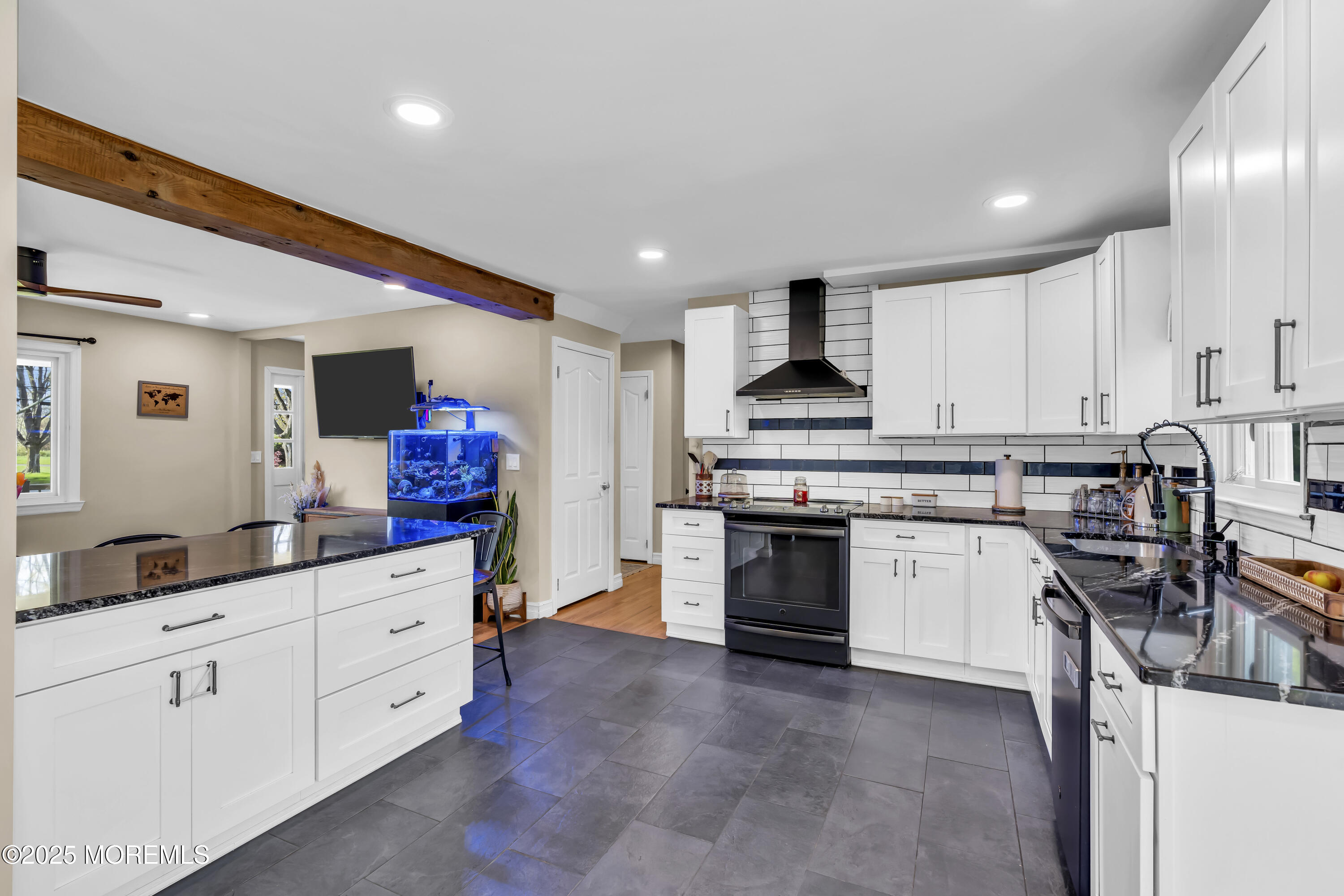 221 Sweetmans Lane, Millstone, NJ, 08535 image 13
