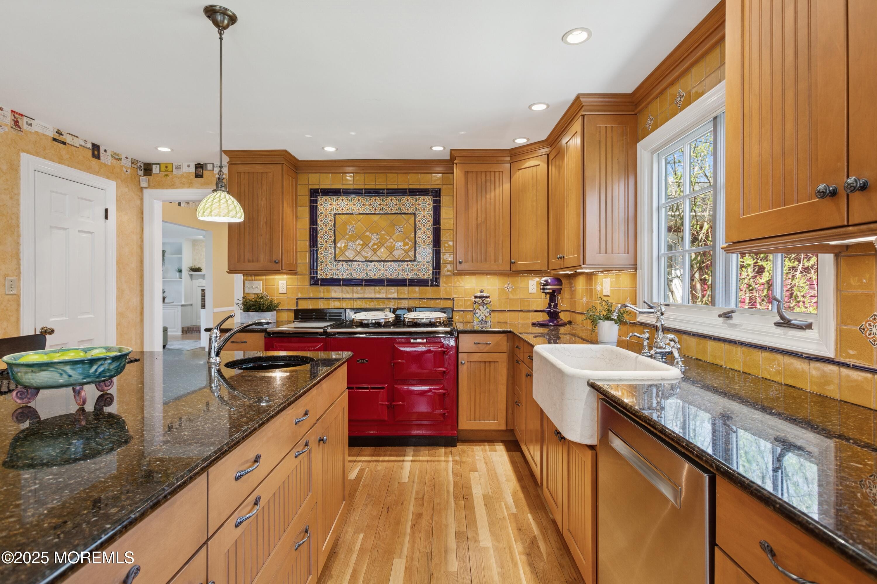 6 Carriage Drive, Middletown, NJ, 07748 image 16