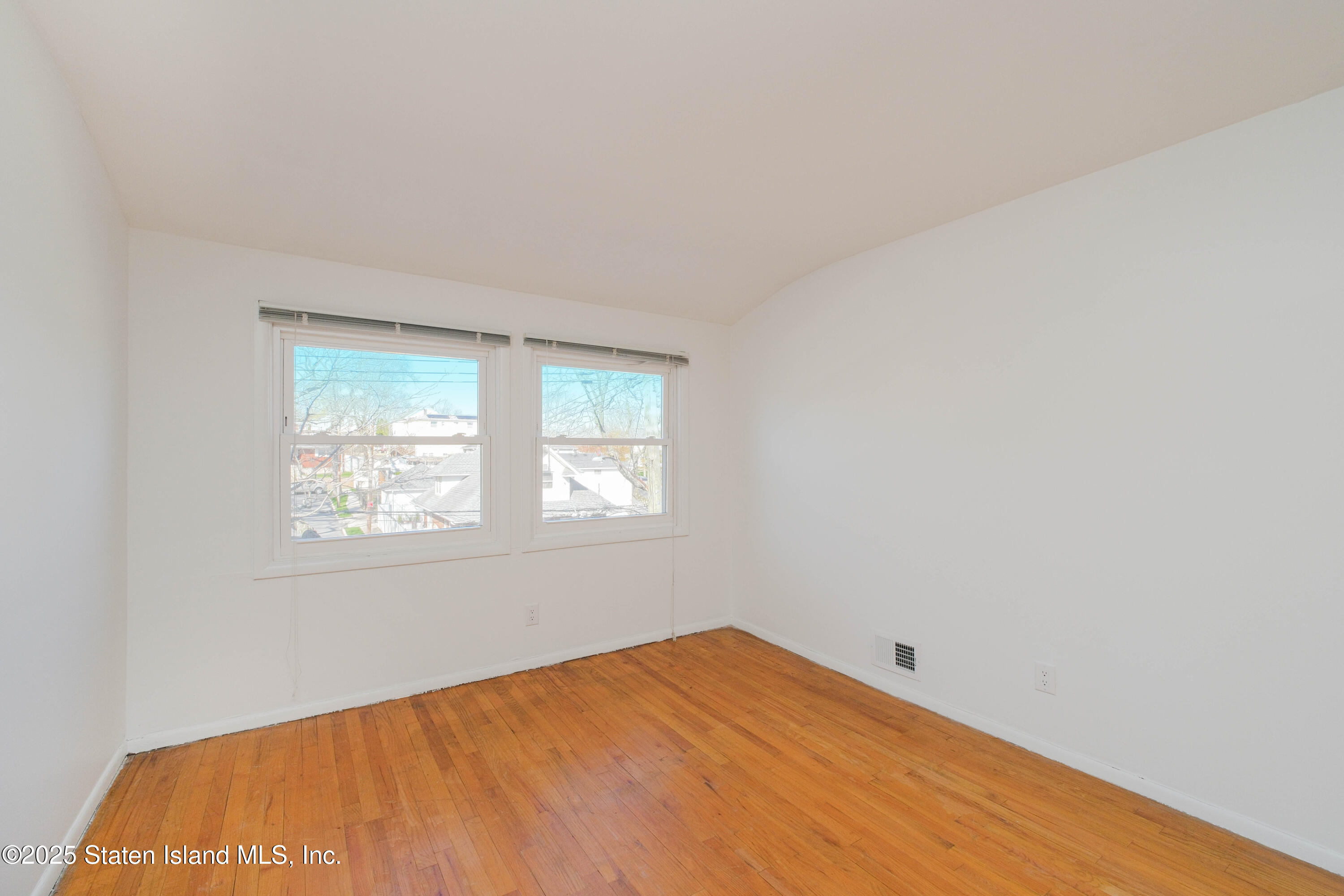 56 Whitaker Place, Staten Island, NY, 10304 image 32