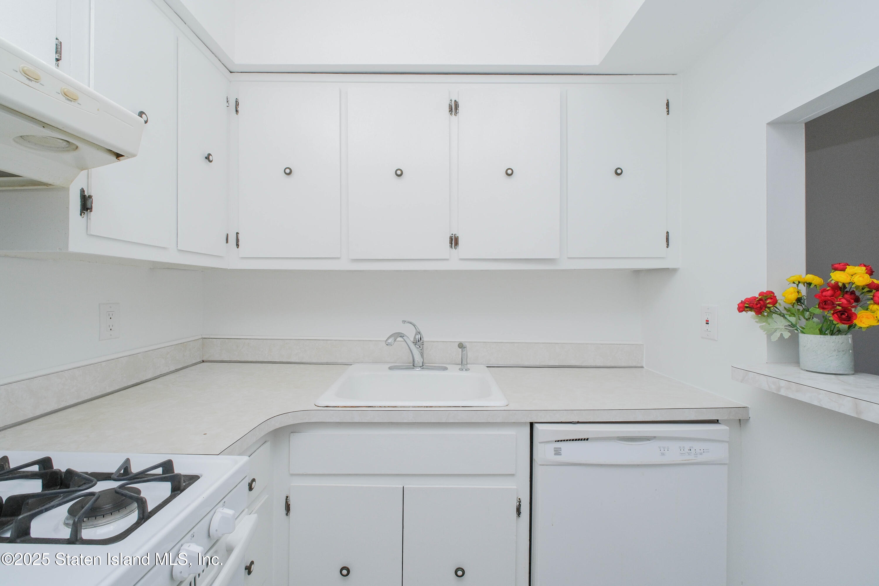 56 Whitaker Place, Staten Island, NY, 10304 image 42