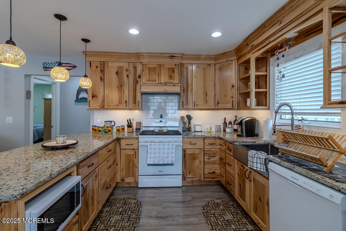 421 Ward Avenue, Brick, NJ, 08724 image 23