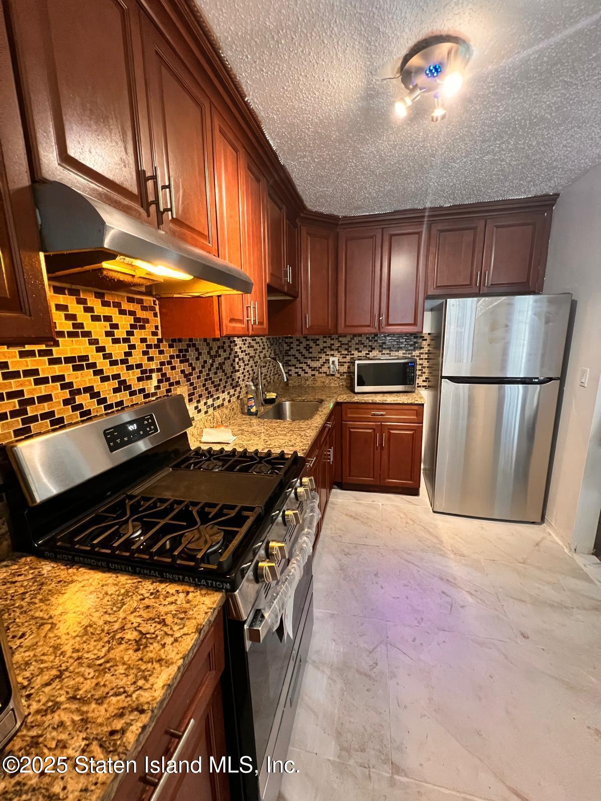 68 Herzl Street, Brooklyn, NY, 11212 image 10