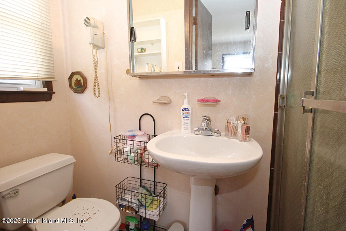 265 Dewey Avenue, Staten Island, NY, 10308 image 13