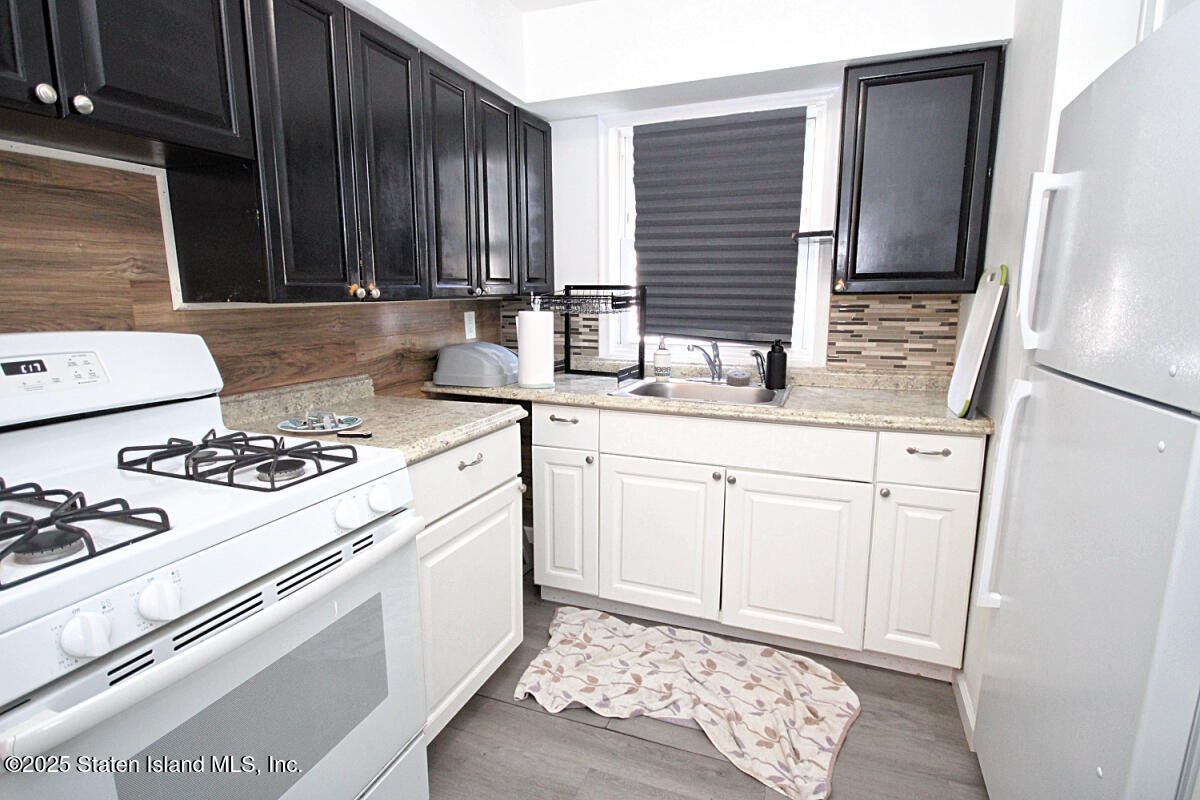 265 Dewey Avenue, Staten Island, NY, 10308 image 15