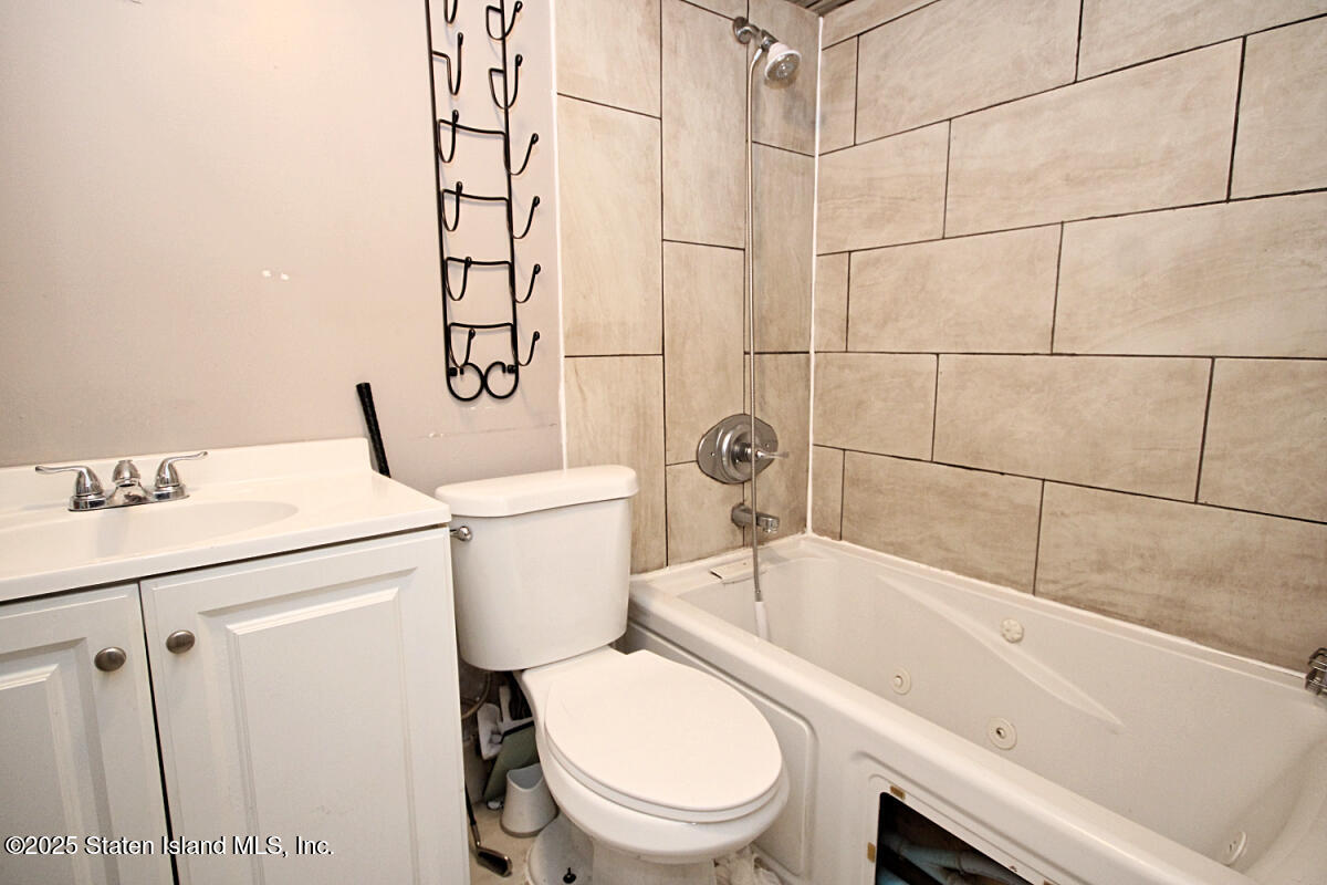265 Dewey Avenue, Staten Island, NY, 10308 image 16