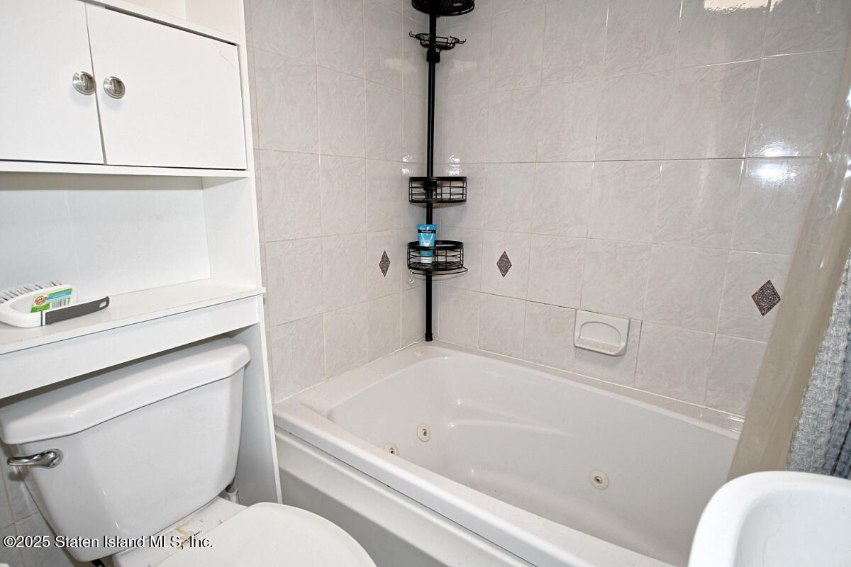 265 Dewey Avenue, Staten Island, NY, 10308 image 19