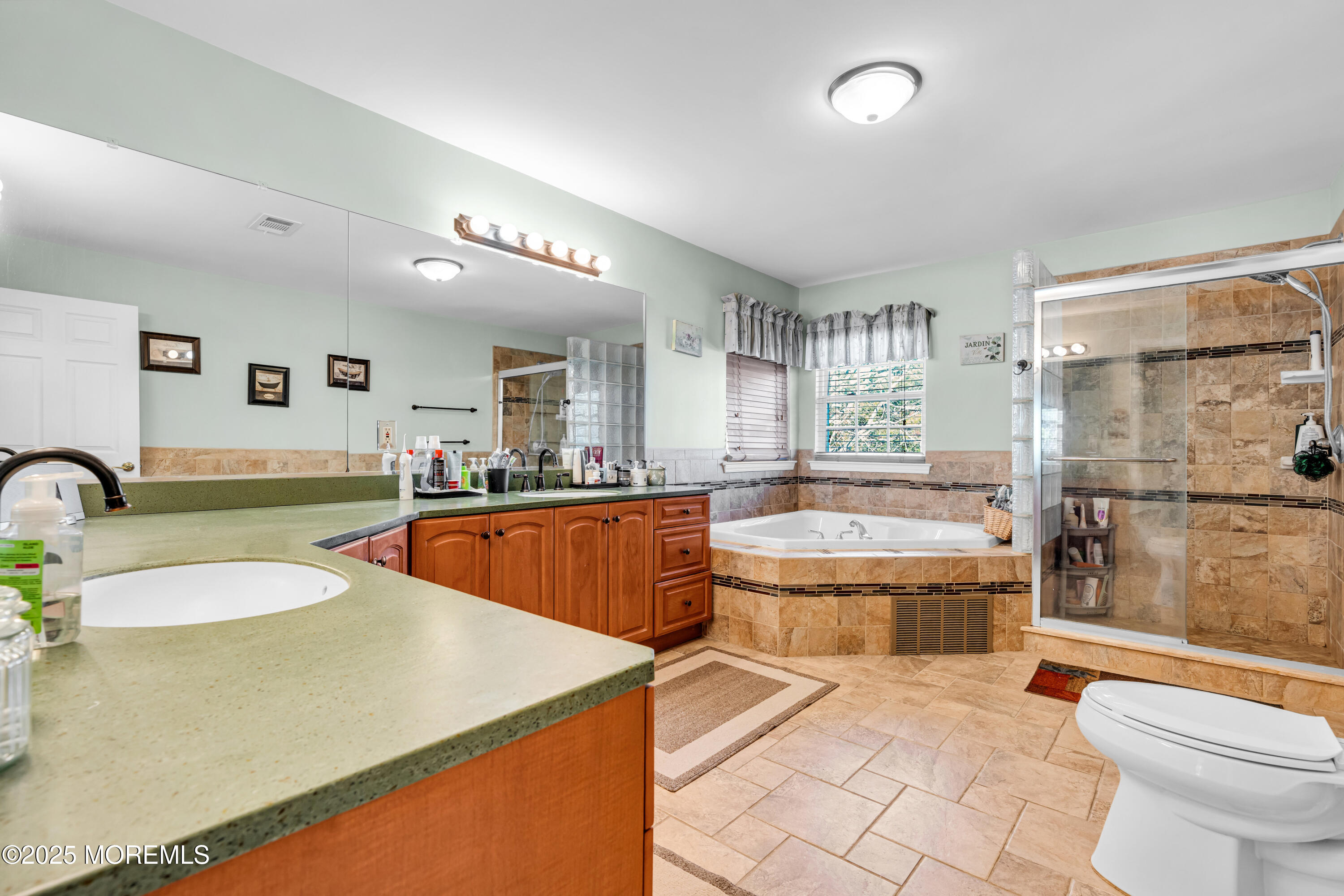 31 Woodview Drive, Howell, NJ, 07731 image 29