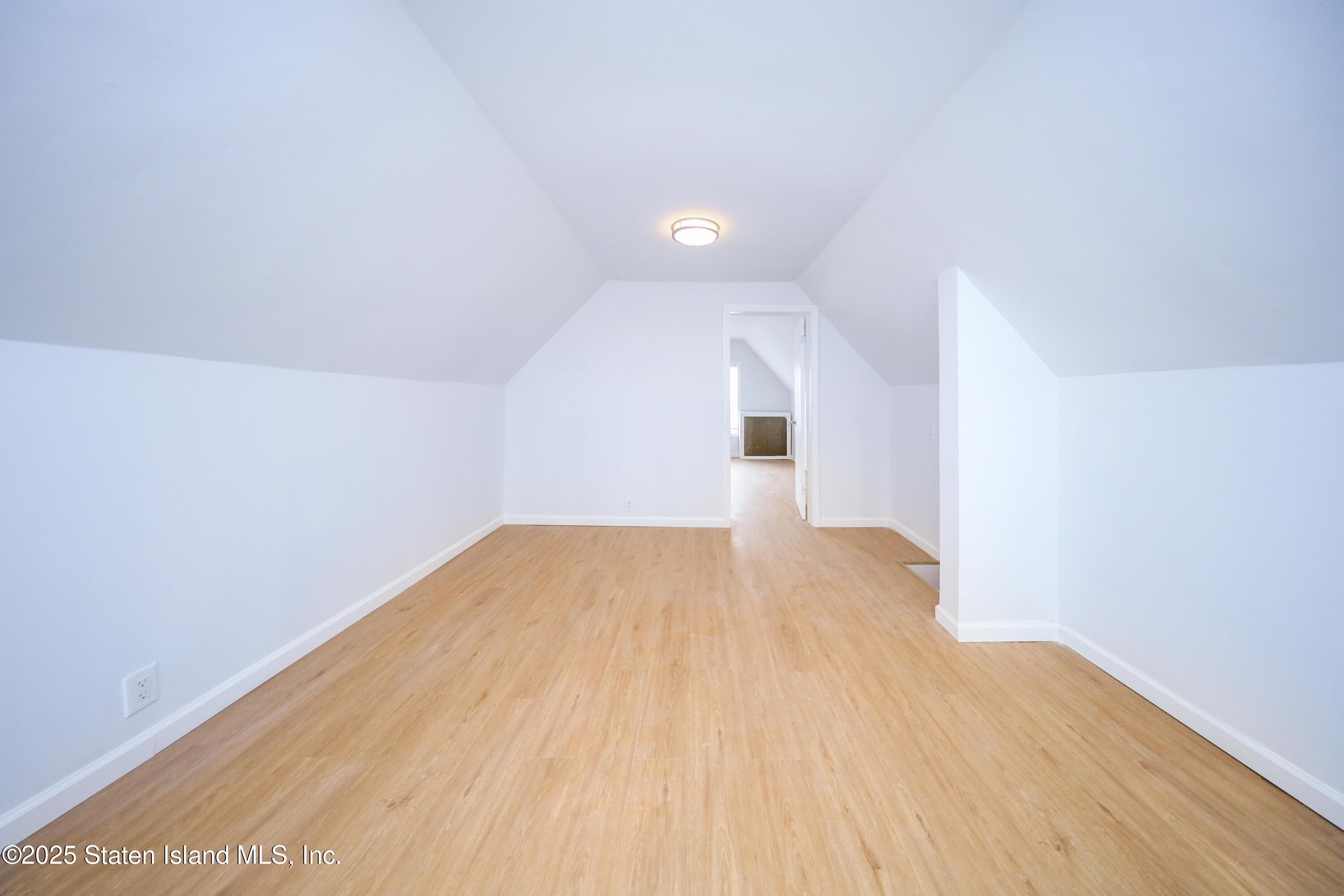 442 Tompkins Avenue, Staten Island, NY, 10305 image 13