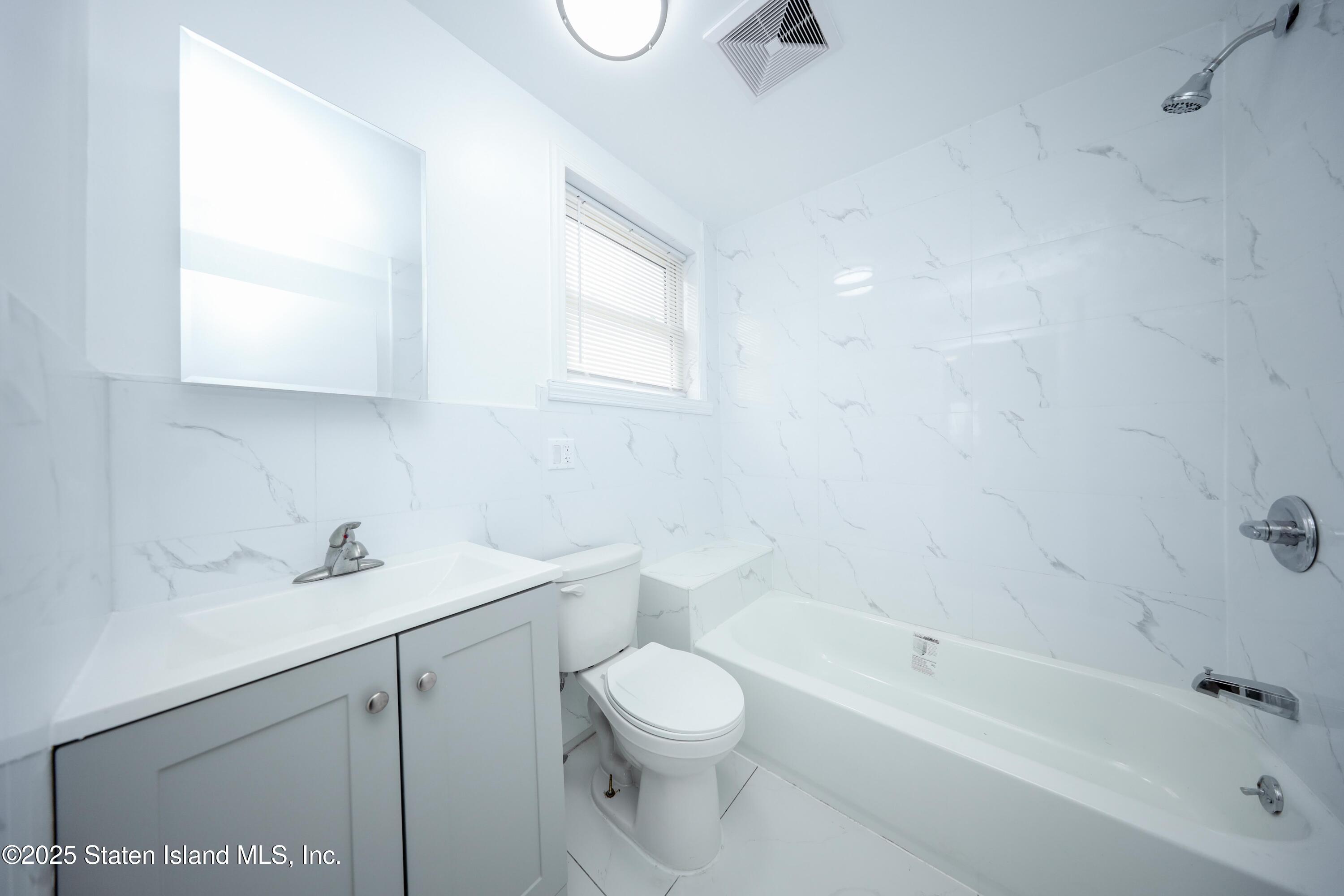 442 Tompkins Avenue, Staten Island, NY, 10305 image 9