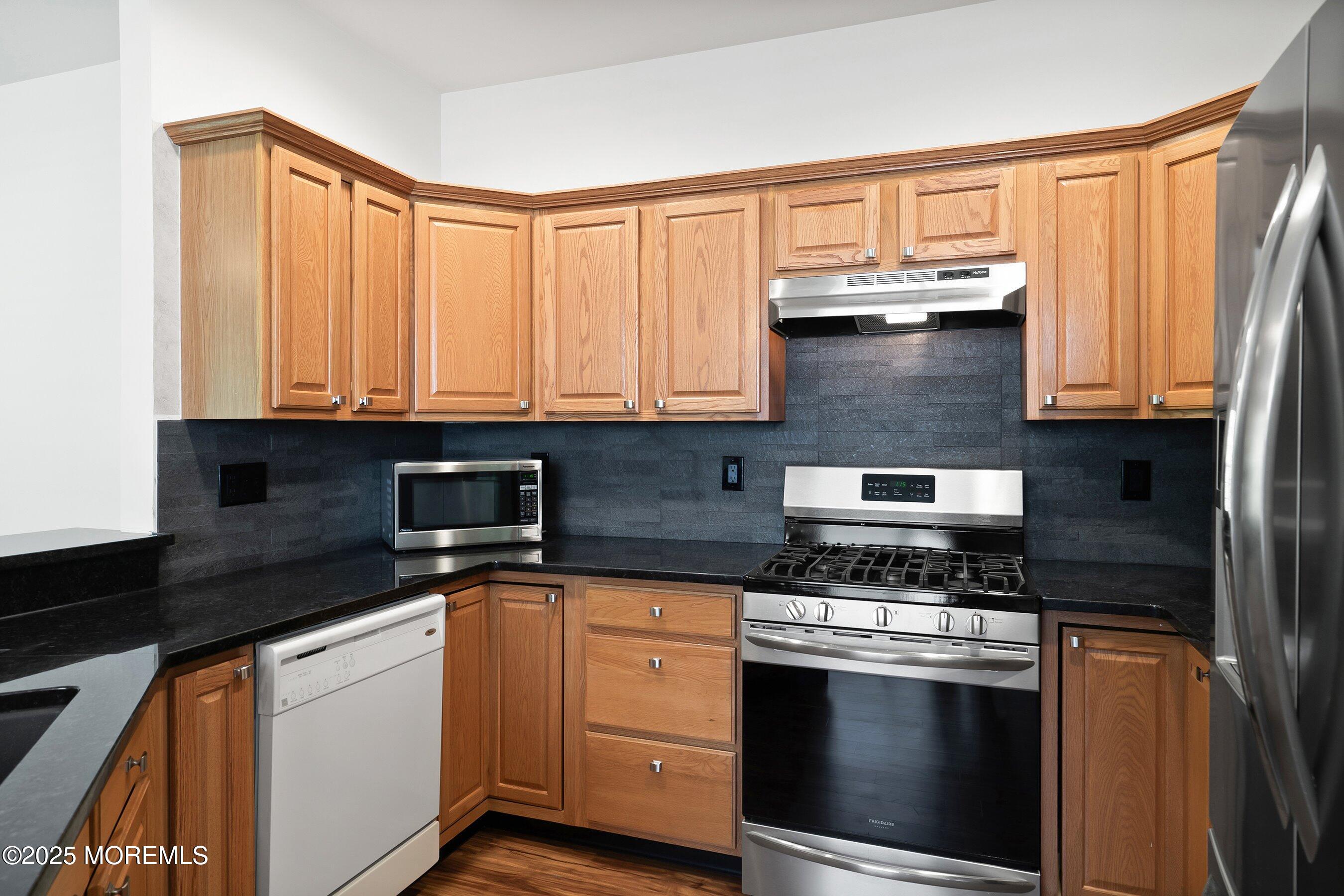 24 Wolverton Court, Jackson, NJ, 08527 image 17