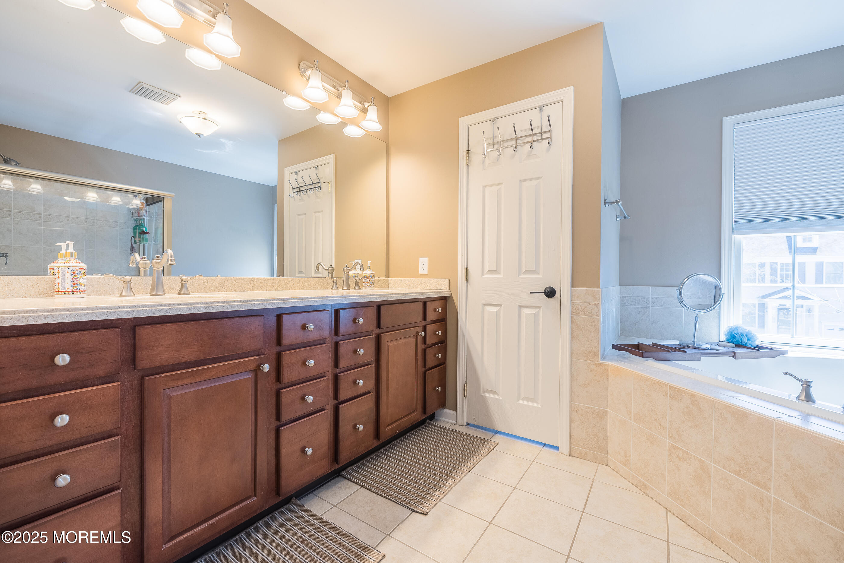 11 Elm Lane, Manalapan, NJ, 07726 image 28